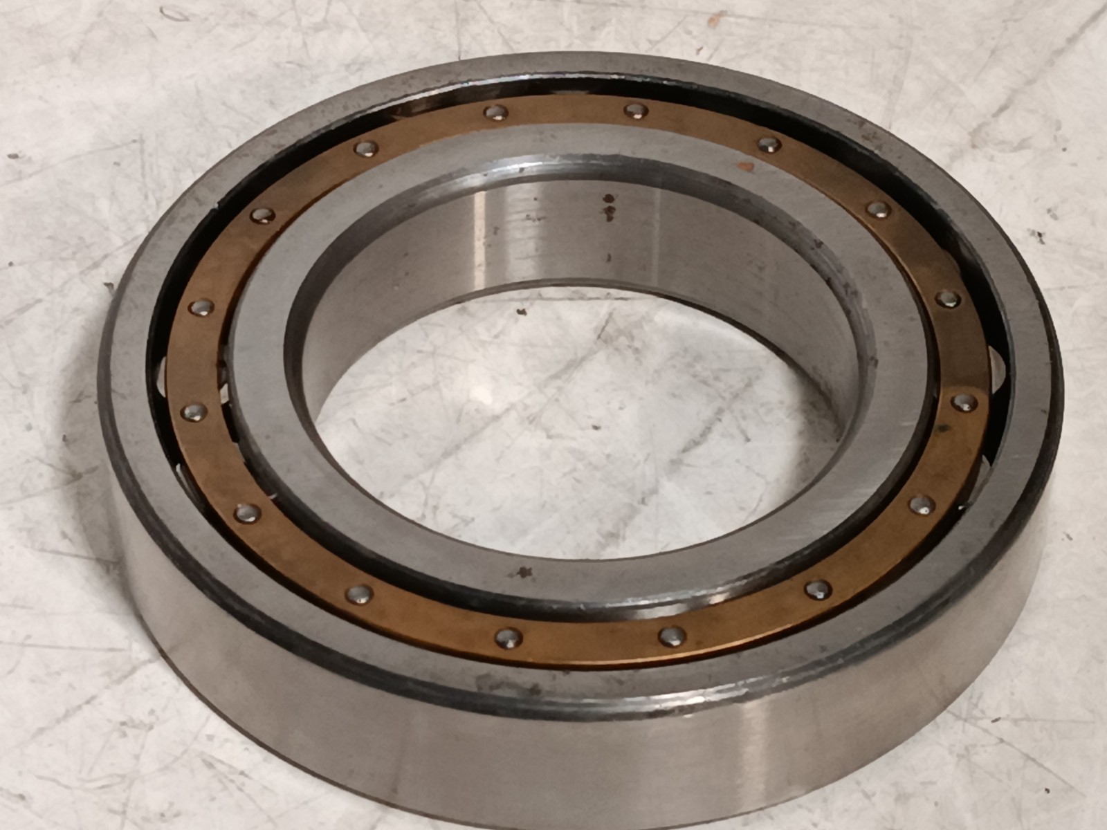 SKF 20215 Single Row Spherical Bearing 75mm x 130mm x 25mm, Steel in blue box