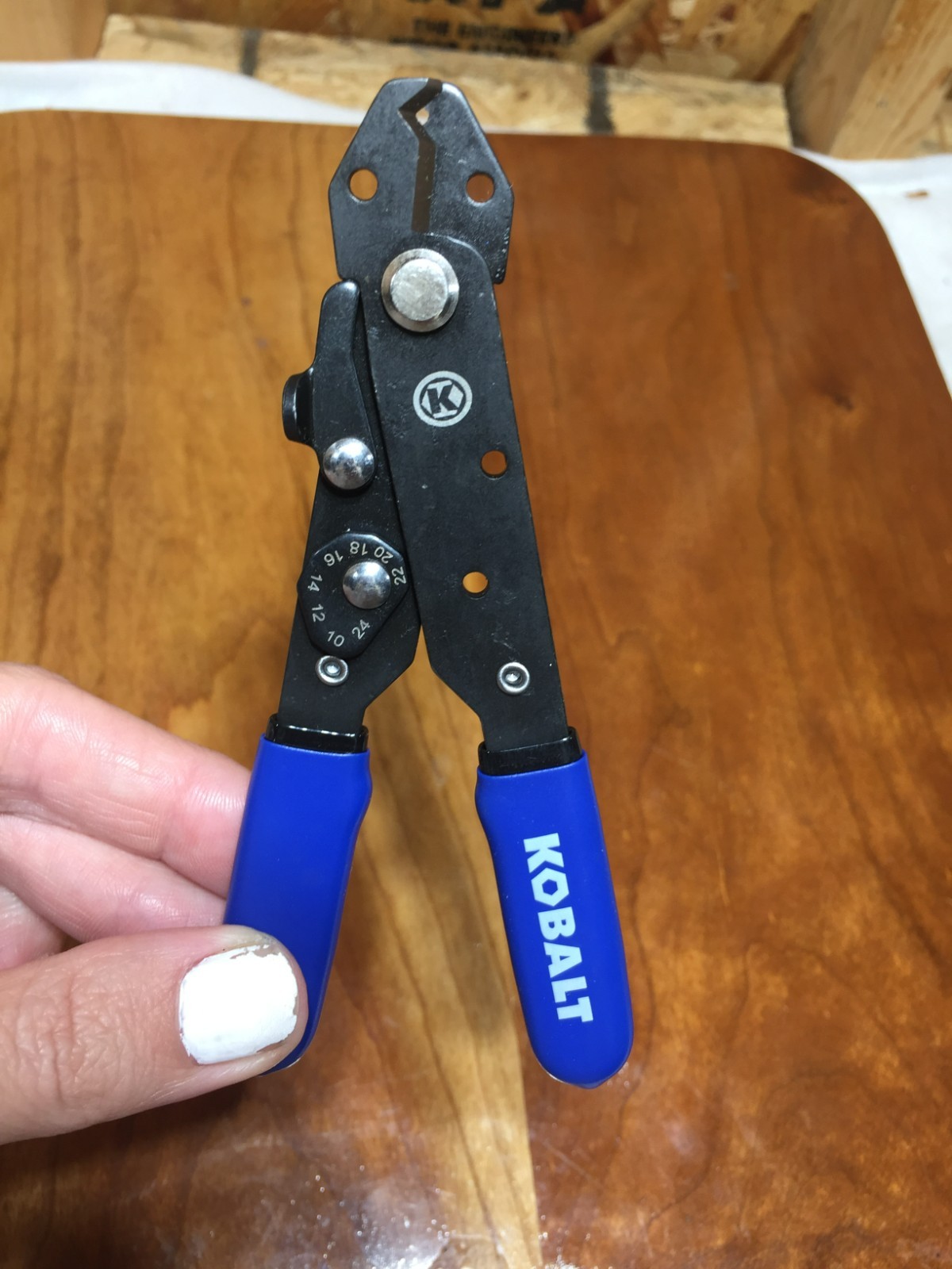 Kobalt V Notch Compact Wire Stripper 10-24 AWG