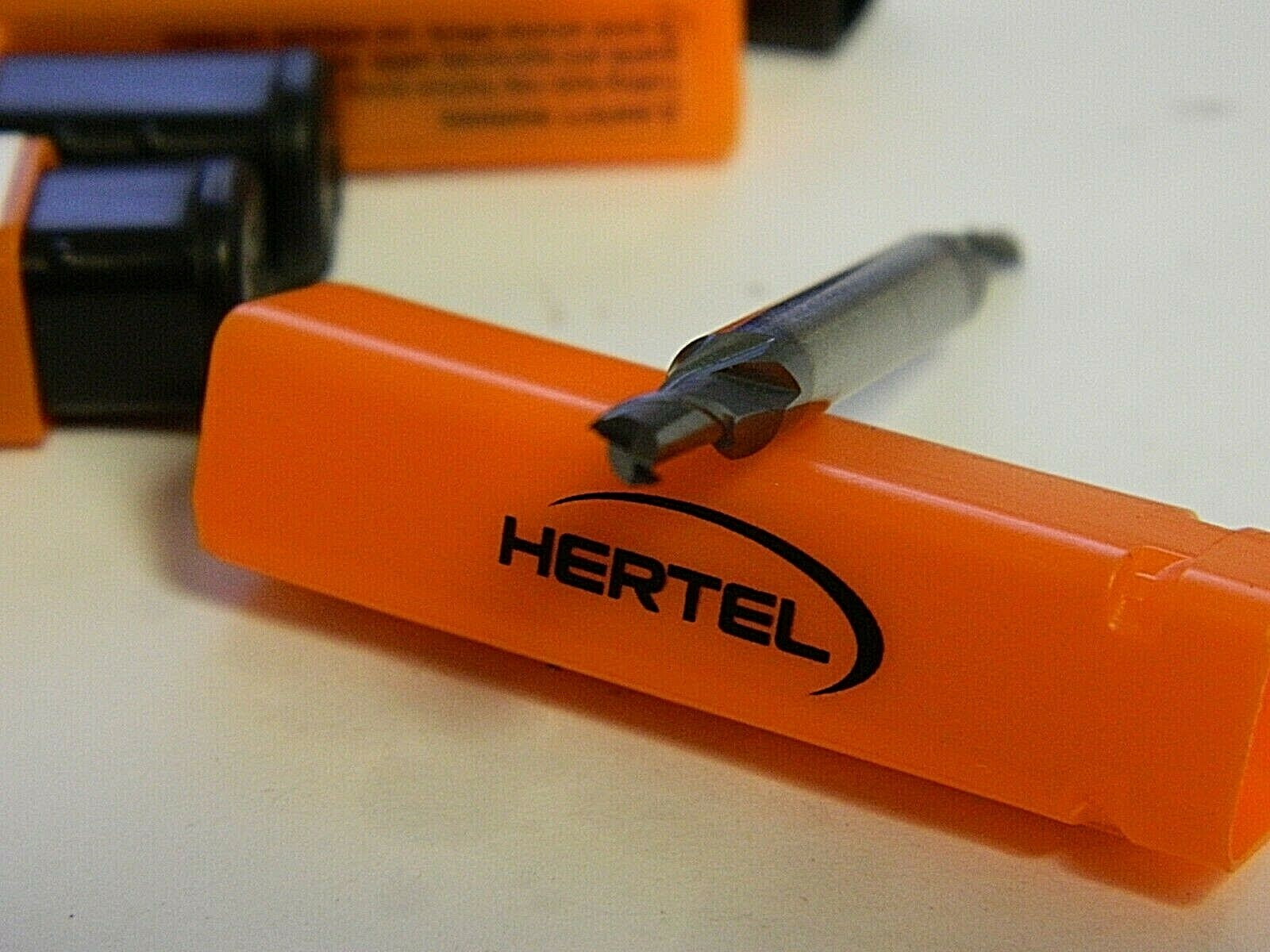 Hertel 1/8″ x 1/4″ x 3/16″ x 2″ 2 Flute Carbide Square End Mills Qty 4 59916304