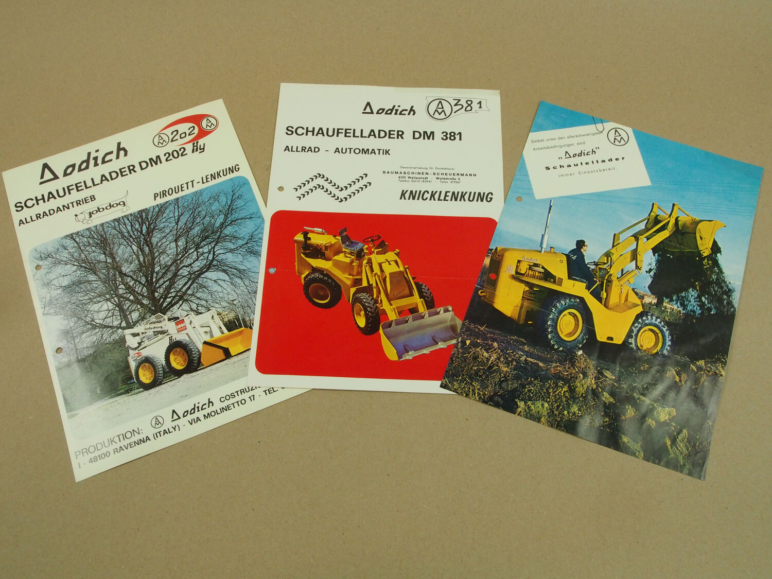 3 Brochures Docdich DM202 Hy DM381 DM402 DM301 Bucket Loader with Four Wheel