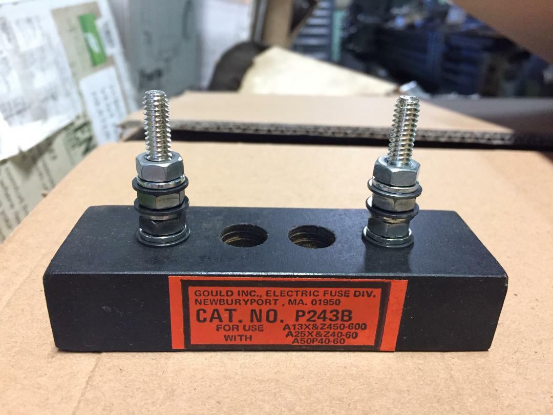 Gould Electric Semiconductor Fuse Block, Cat No. P243B, 1000VAC, P243G