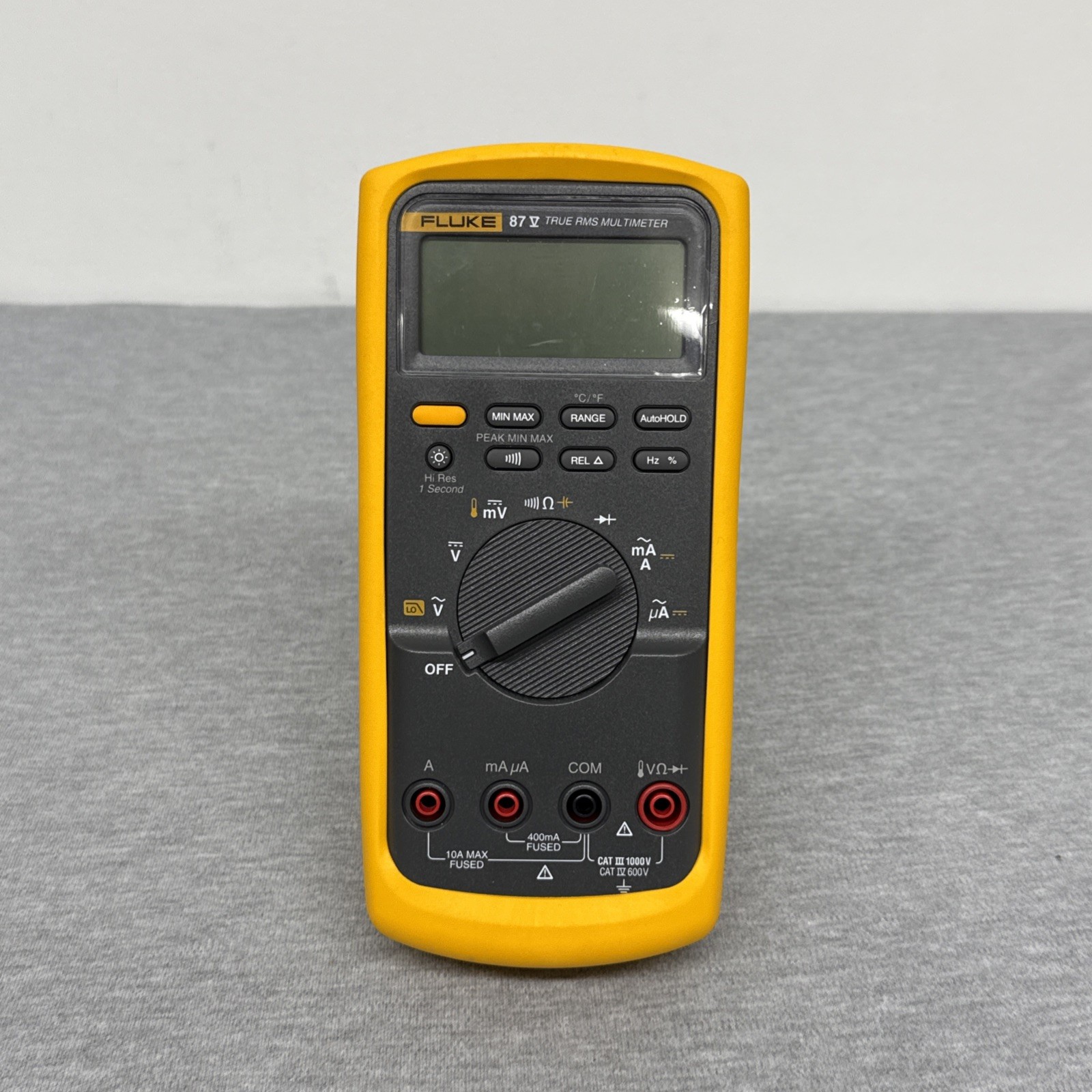 Fluke 87 V True-RMS Multimeter CAT III 1000v CAT IV 600v W/ Case & Accessories