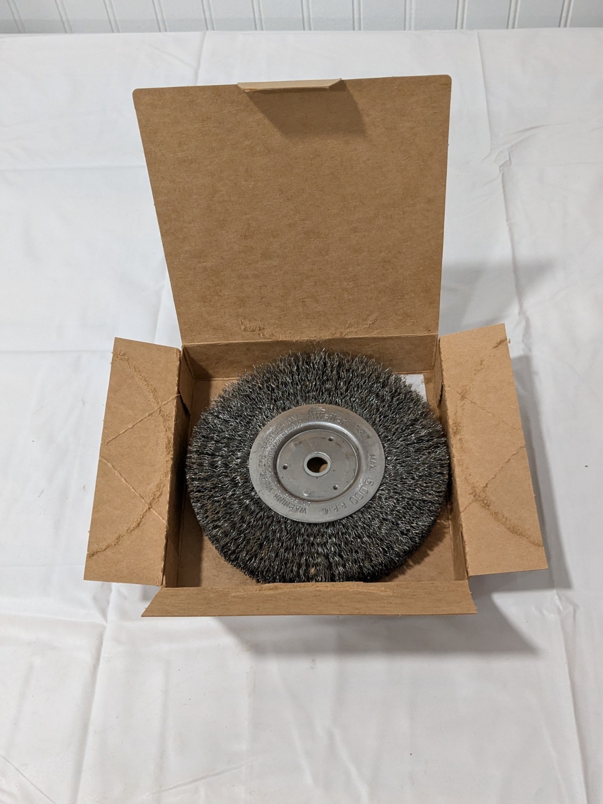 Weiler Wheel Brush: 6″ Wheel Dia, 3/4″ Face Width, 6000 RPM 98535