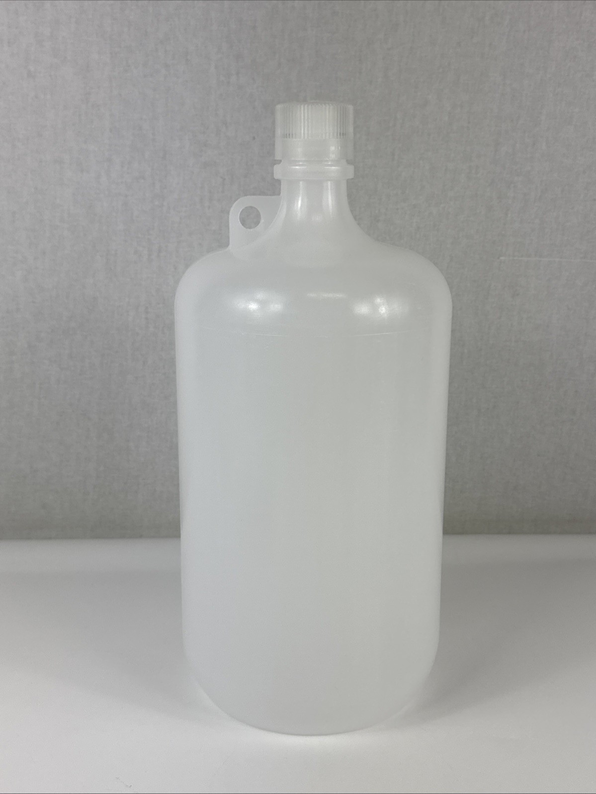 New Chemglass 4000mL waste container, model CG-1759-10