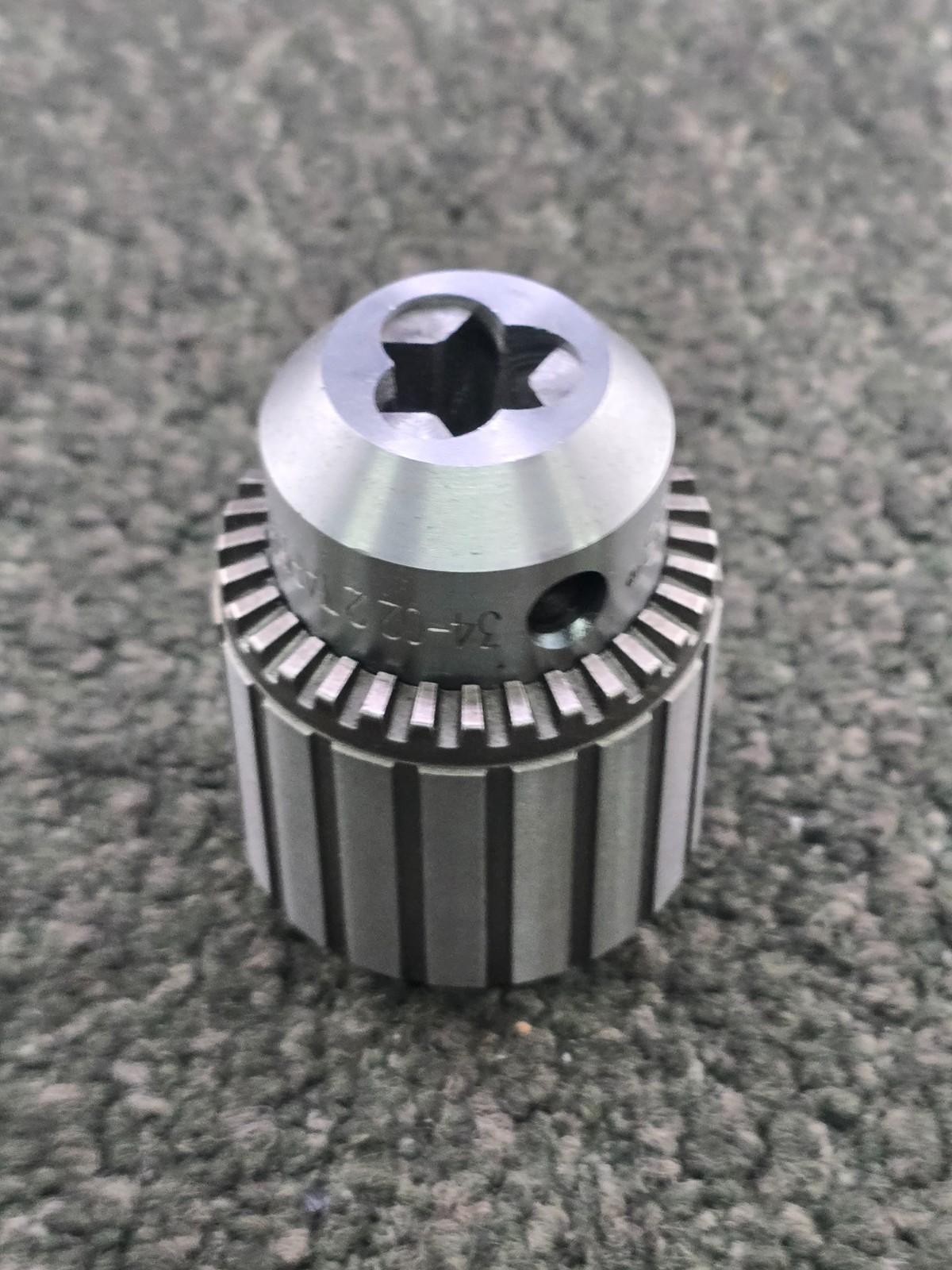 Jacobs 34-022 No. 2 Heavy-Duty Tapered Bearing Drill Chuck 0-1/2 inch Capacity