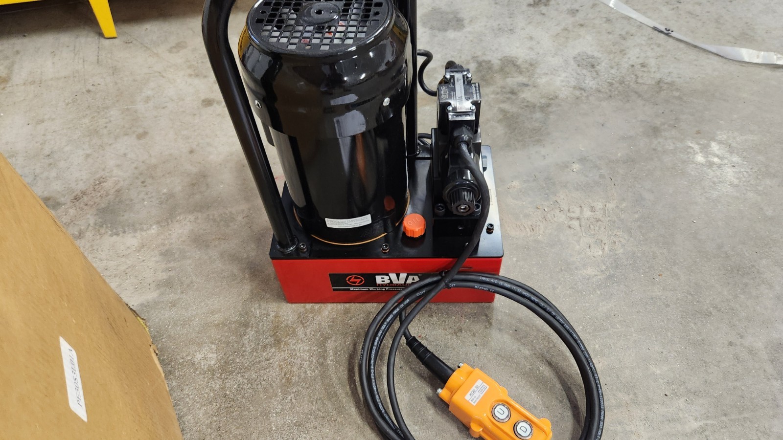 BVA PE30S3L01A 120v 10k PSI Hydraulic Pump w/Pendant Enerpac SPX NEW IN BOX