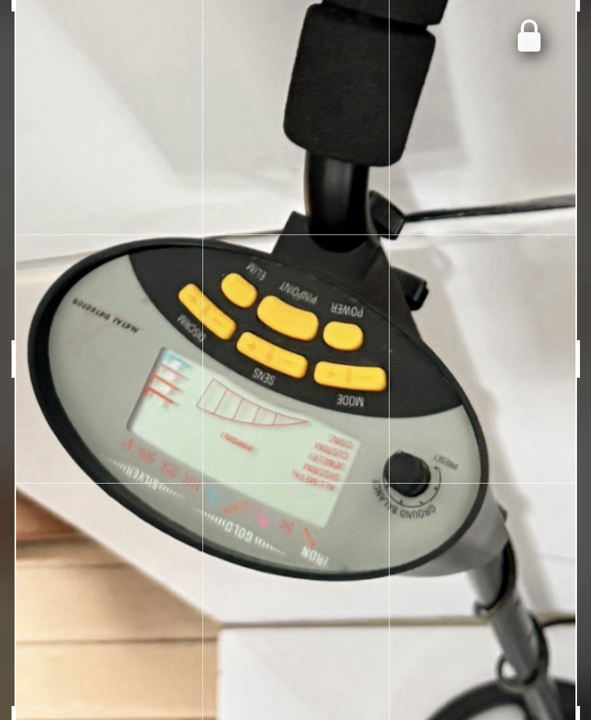 Ground Search Metal Detector LCD Pinpoint Discrimination Yellow Buttons