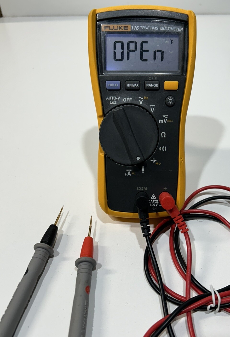 Fluke 116 HVAC AC/DC600V True RMS Digital Multimeter,Temp ,Capacitance ,Ohm,Freq