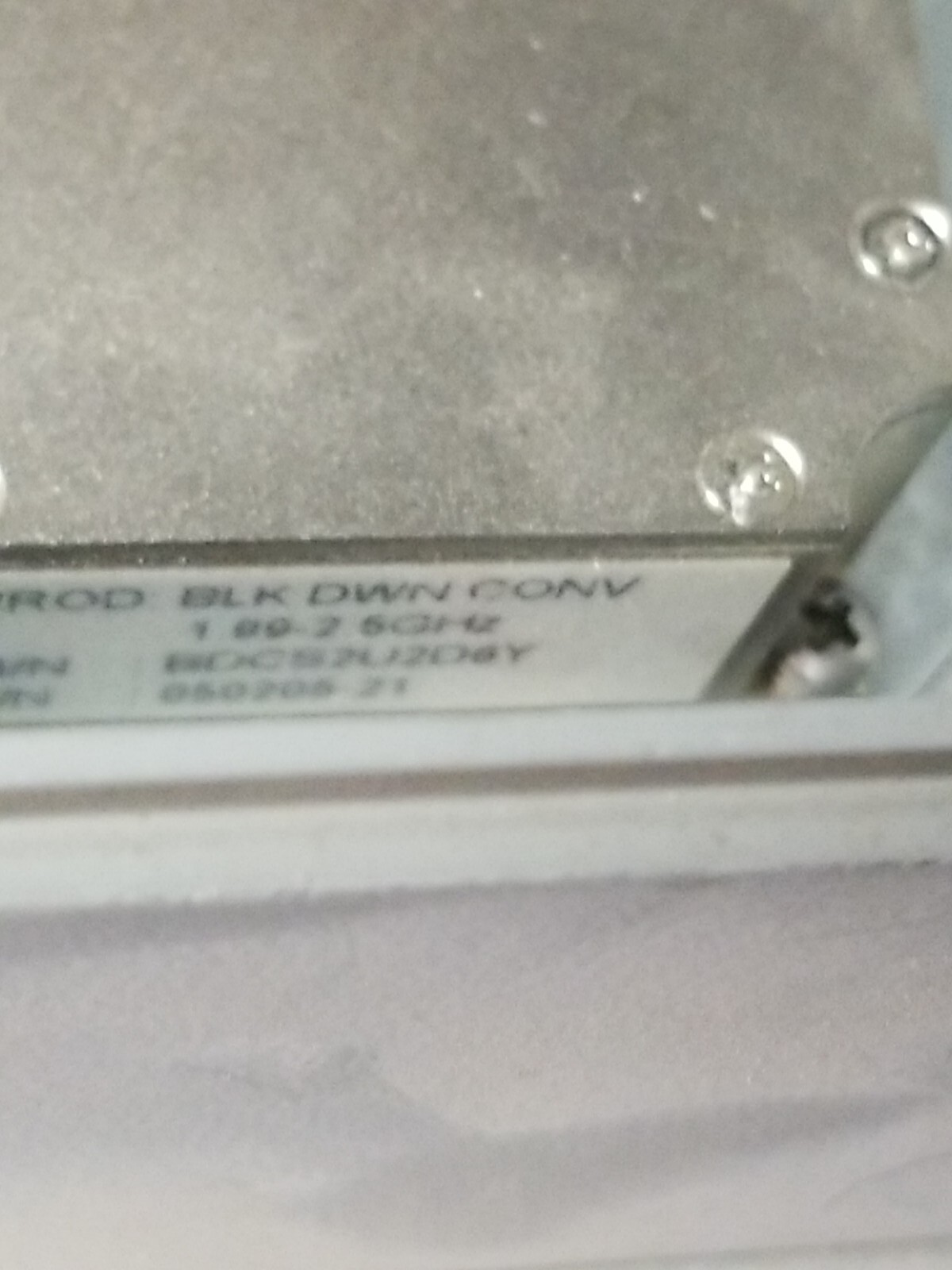 BLOCK DOWN CONVERTER, 1.99 – 2.5GHz in Hoffman Enclosure with pole Mounts