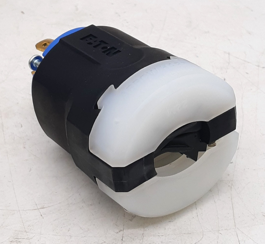 Eaton AHCL630P Locking Ultra Grip Plug – Box of 10