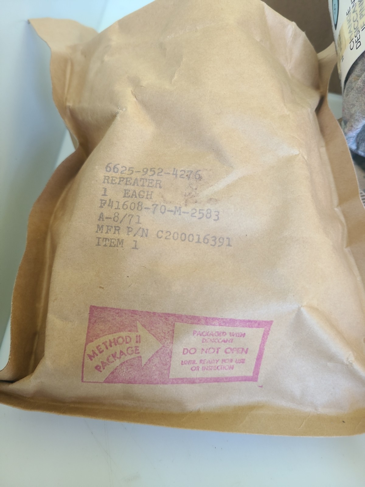 Singer 05088-RS921-4A Kearfott Synchro Torque Repeater, NOS, Open Box