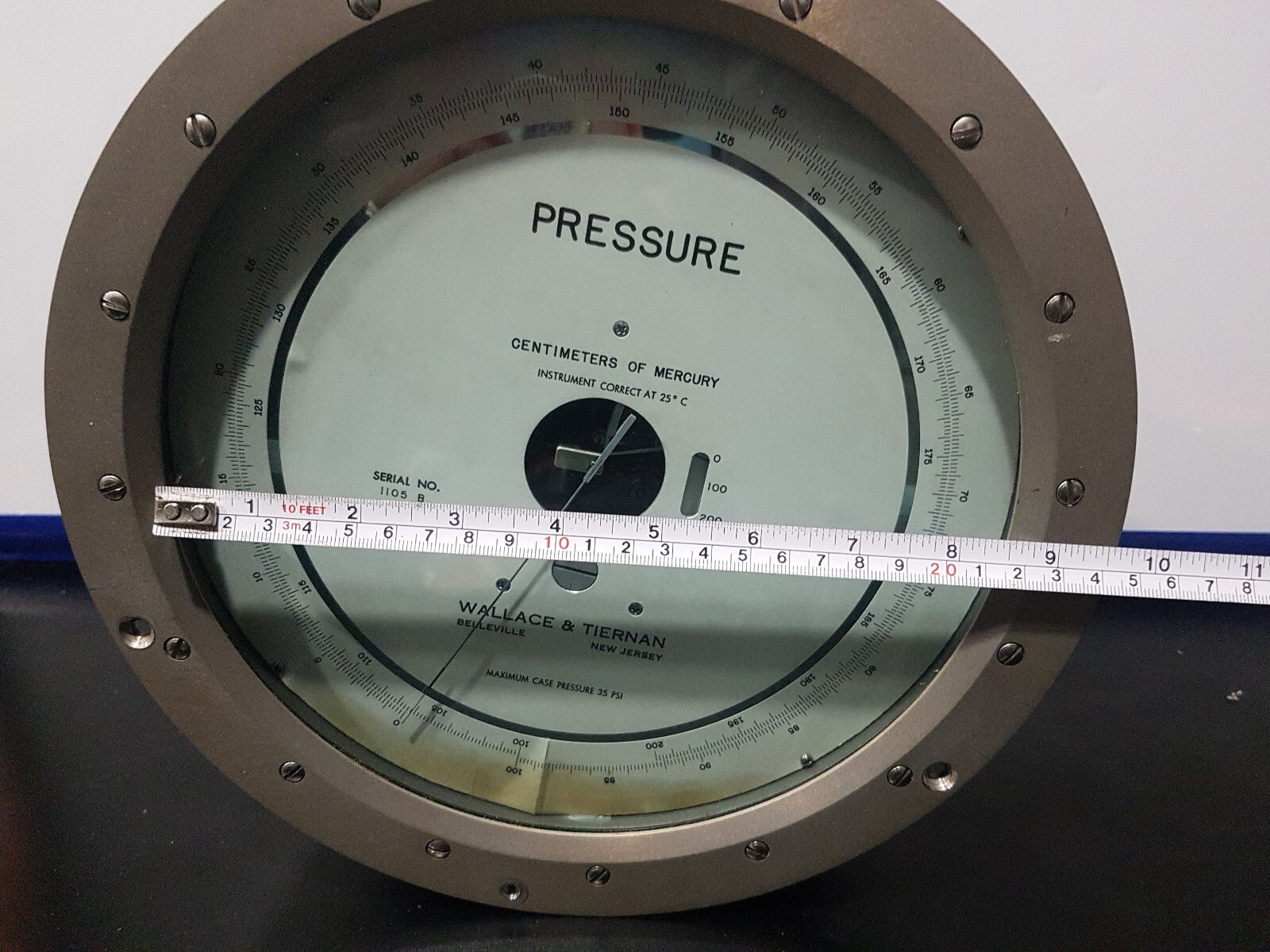 Wallace & Tieman Model FA145 Pressure Gauge Used