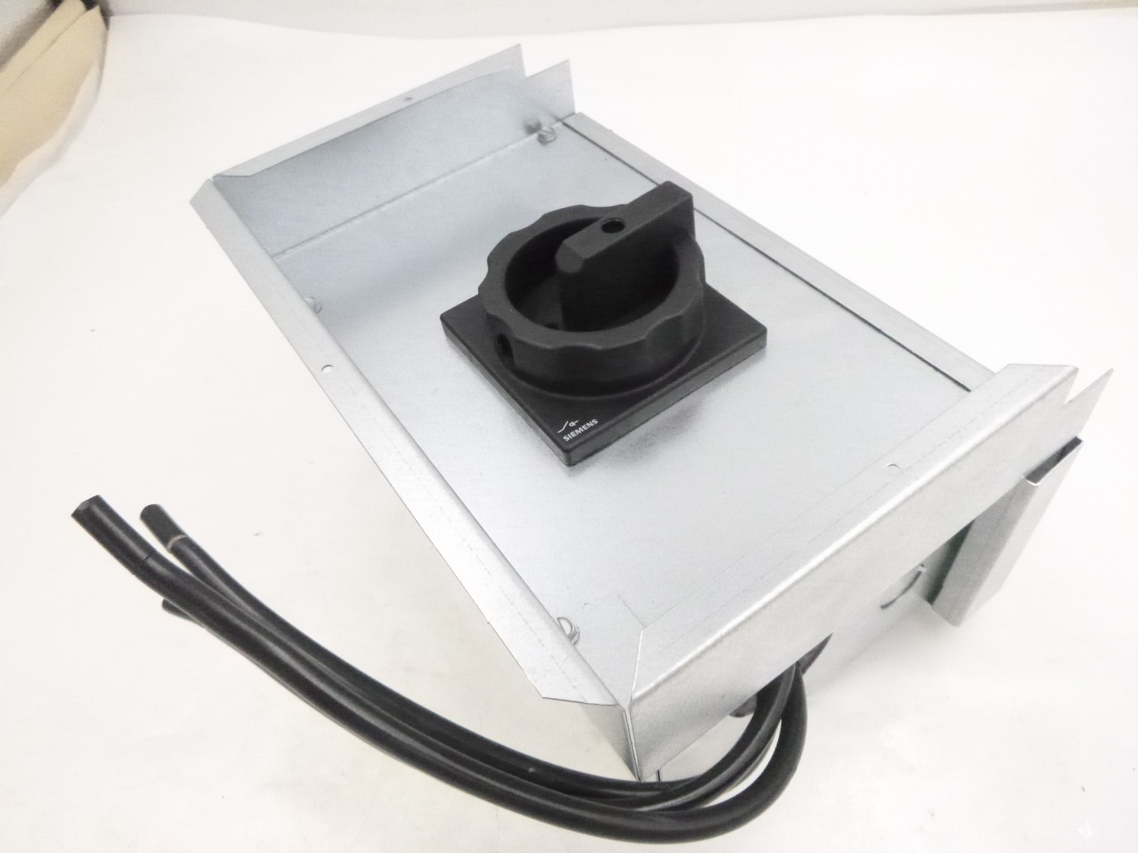 Rheem Disconnect Switch Assembly Kit for RXRX-BP02 3.0 4.0 5.0 Ton Rooftop GEC