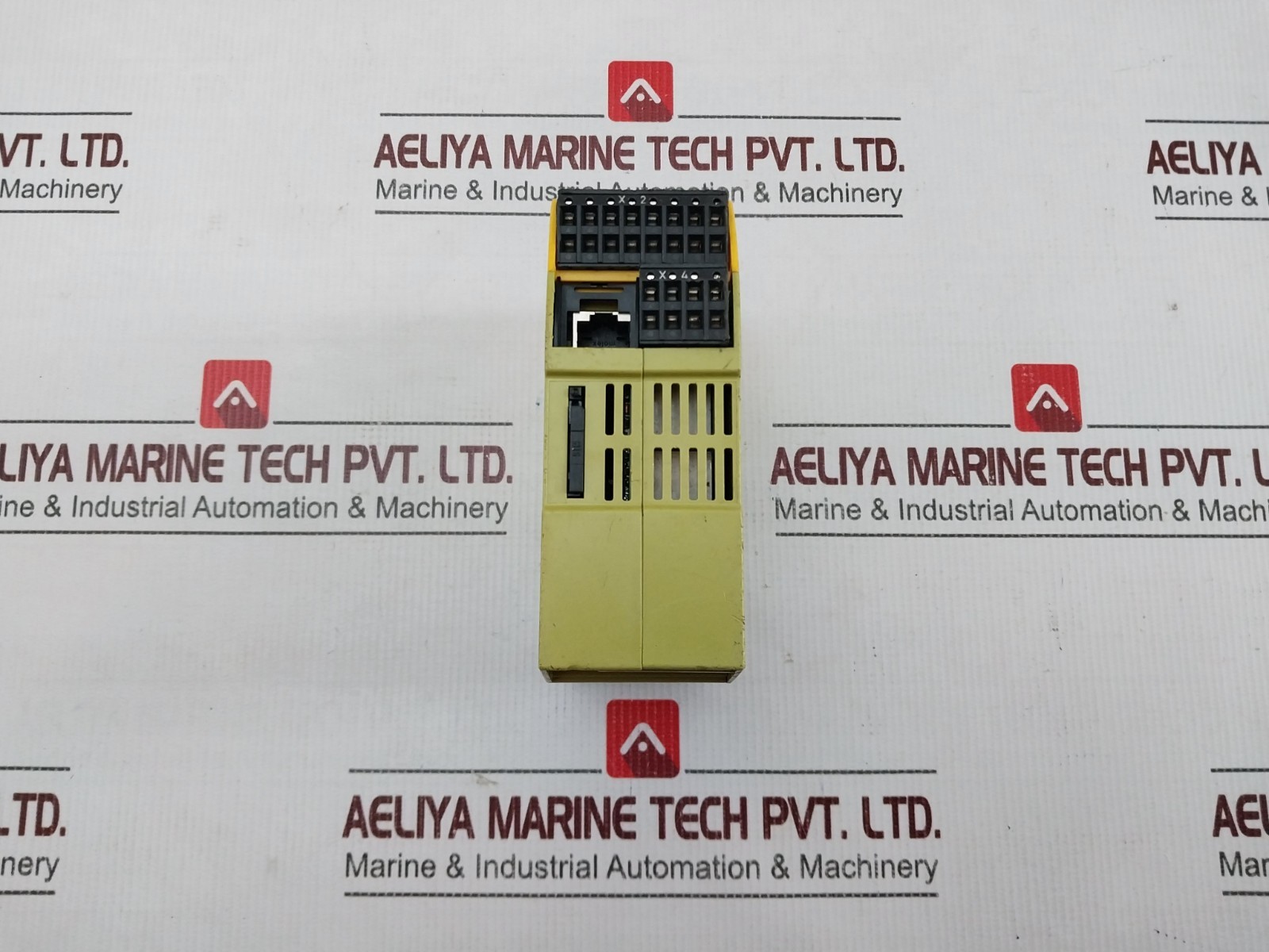 MUSHROOM PNOZ S30 C 24-240VACDC 2N/O 2N/C Safety Relay 24-240VAC/DC 9.0VA 5.5W