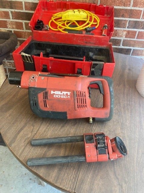 Hilti DD EC-1 Diamond Core Drill Wet Drilling Machine Kit With Core Bits & Case.