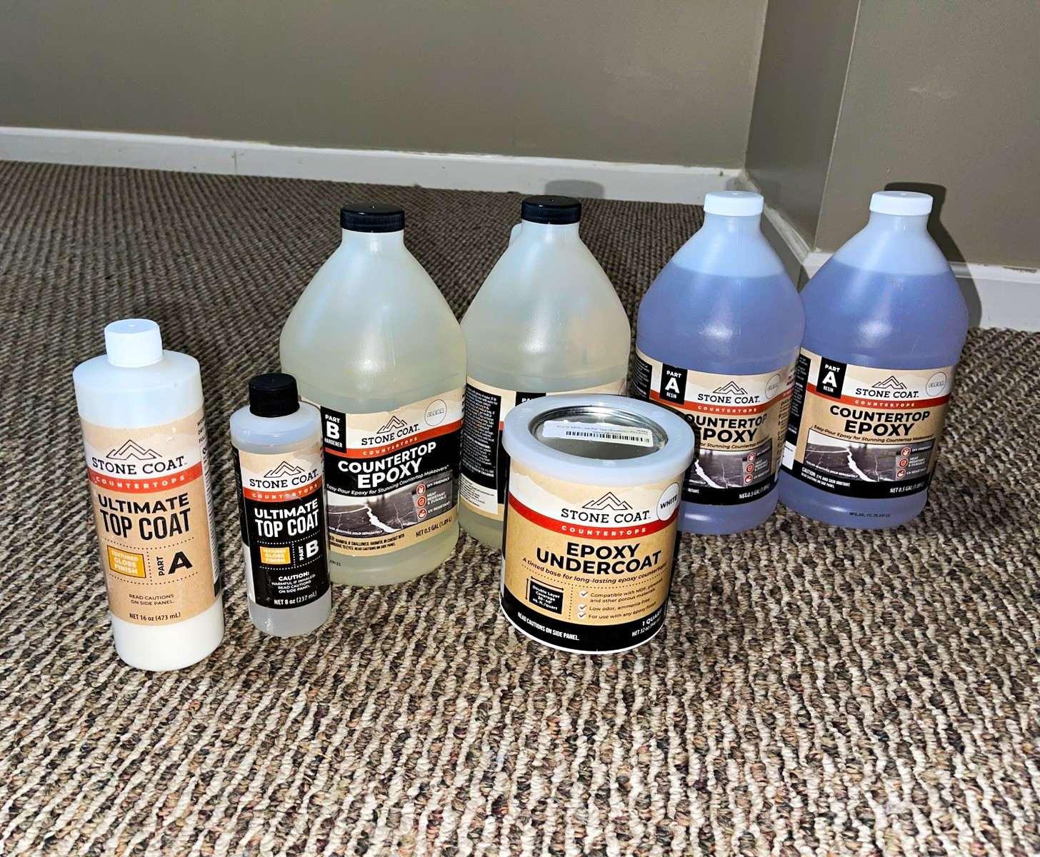 Stone Coat Countertops White Gloss Countertop Epoxy Liquid 1 qt, 7 Pack