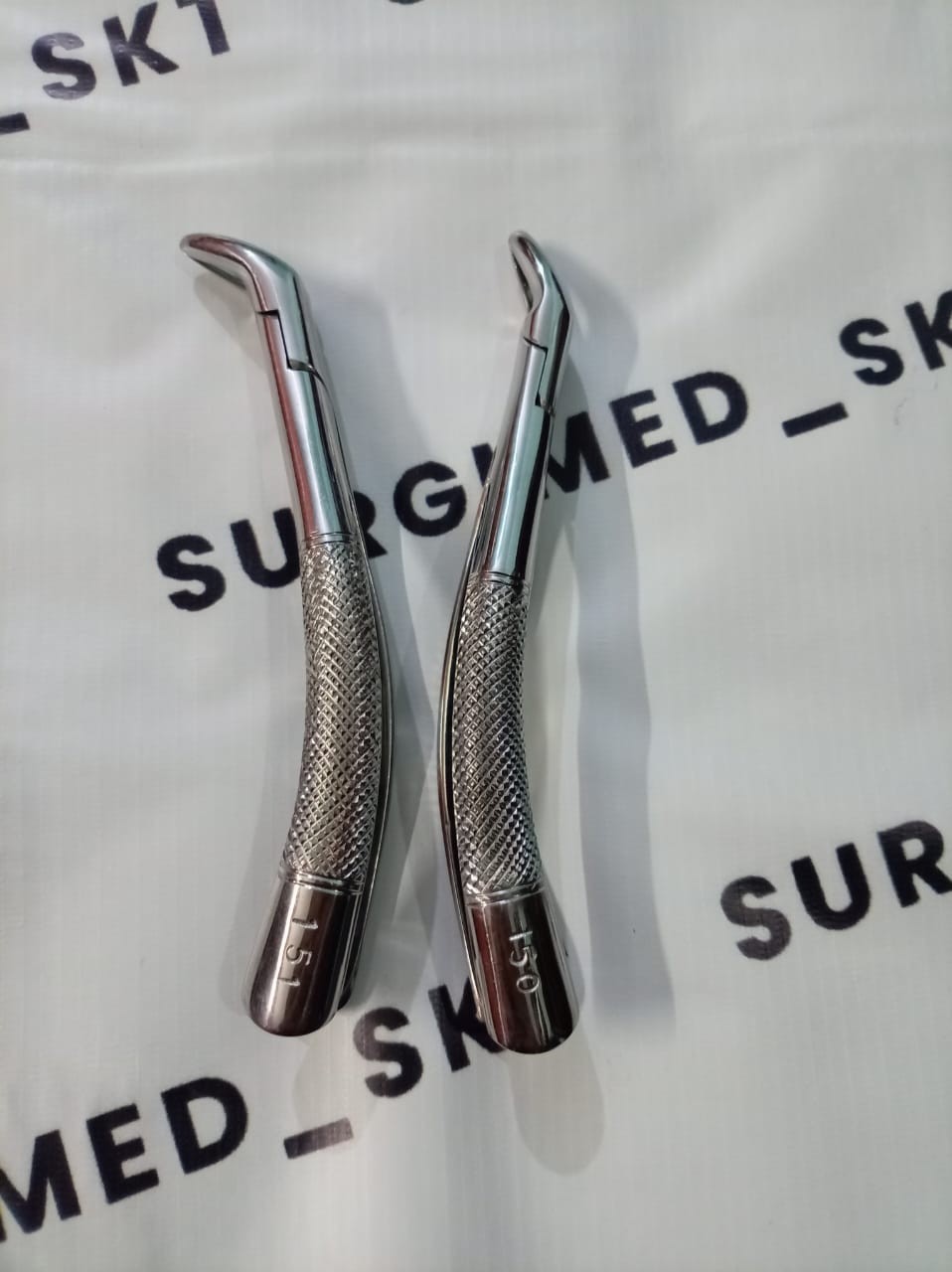Hu-Friedy 150 and 151 Dental Extraction Forceps 2 PCS