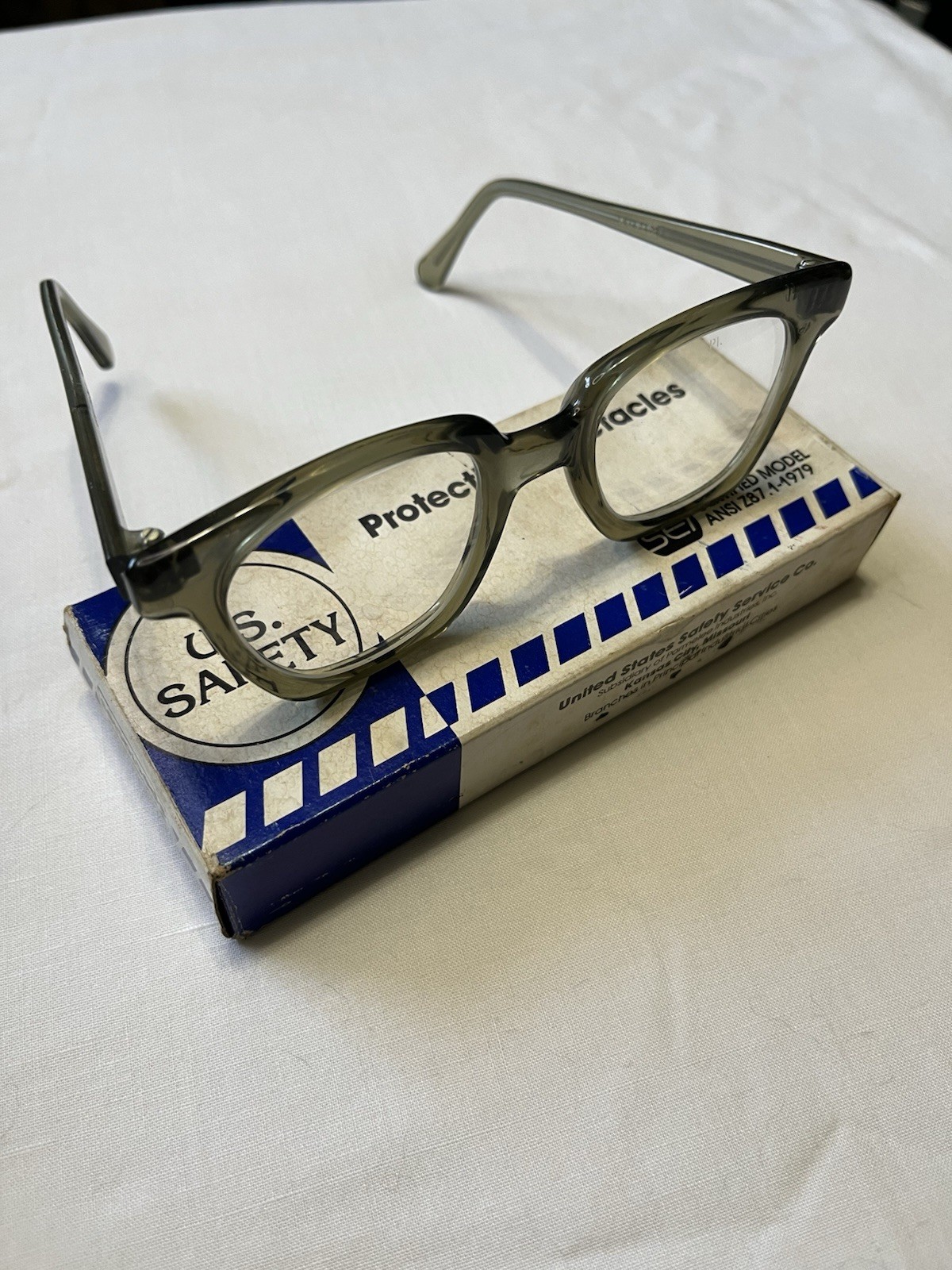 Vintage Retro U.S. Safety Protective Spectacles glasses Gray ANSI Z87.1 w/ Box