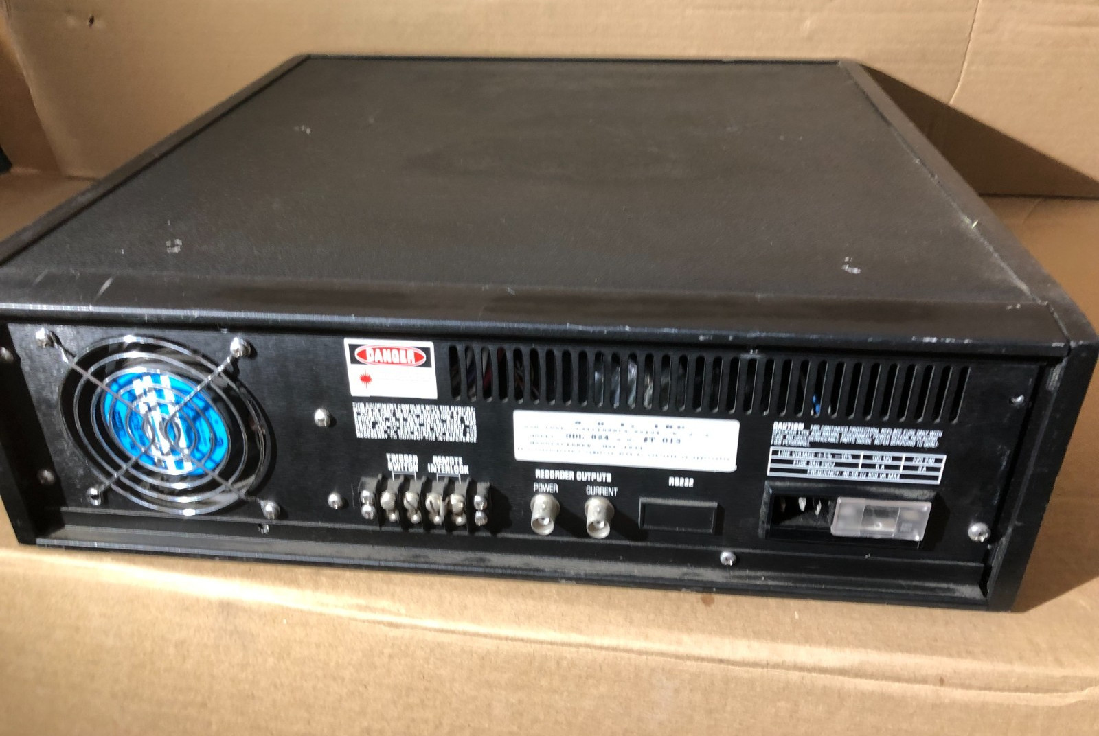 SDL SDL-824 TUNABLE LASER DIODE DRIVER 824 W/Key Part or Repairs