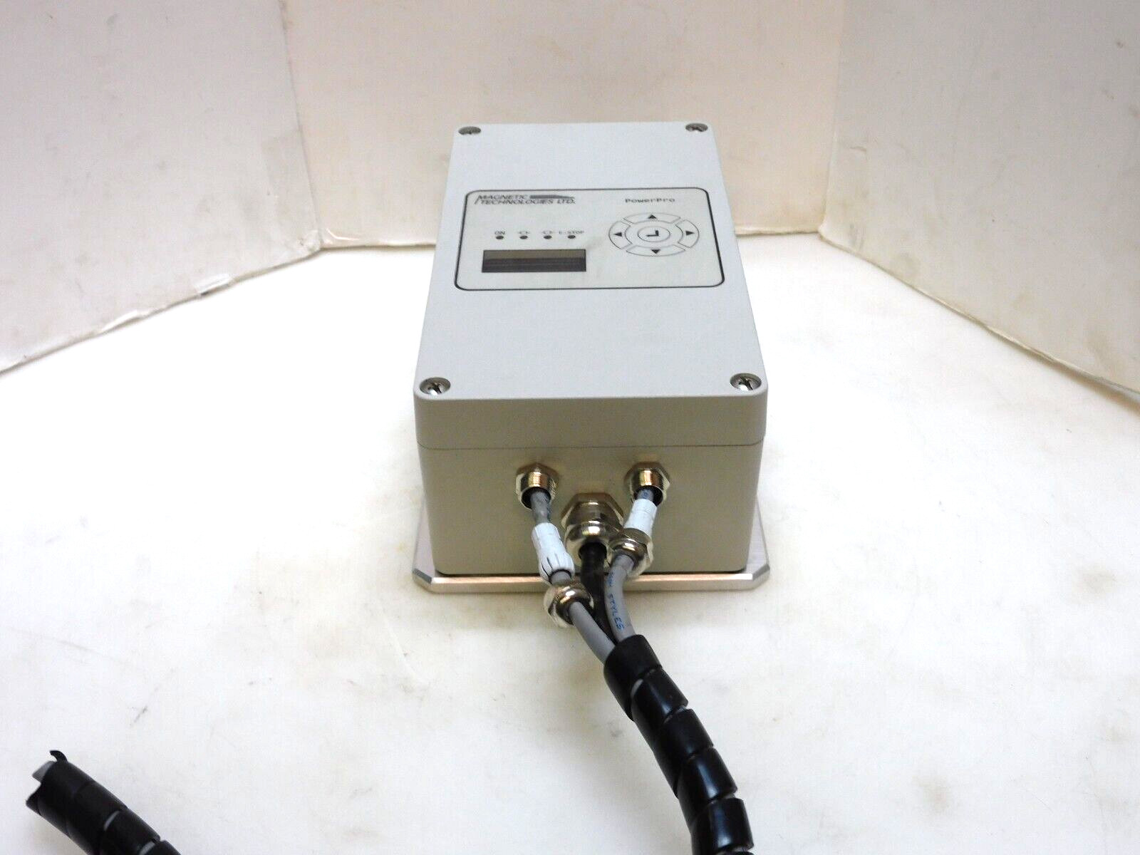 MAGNETIC TECHNOLOGIES MPP24-IV POWER PRO POWER SUPPLY