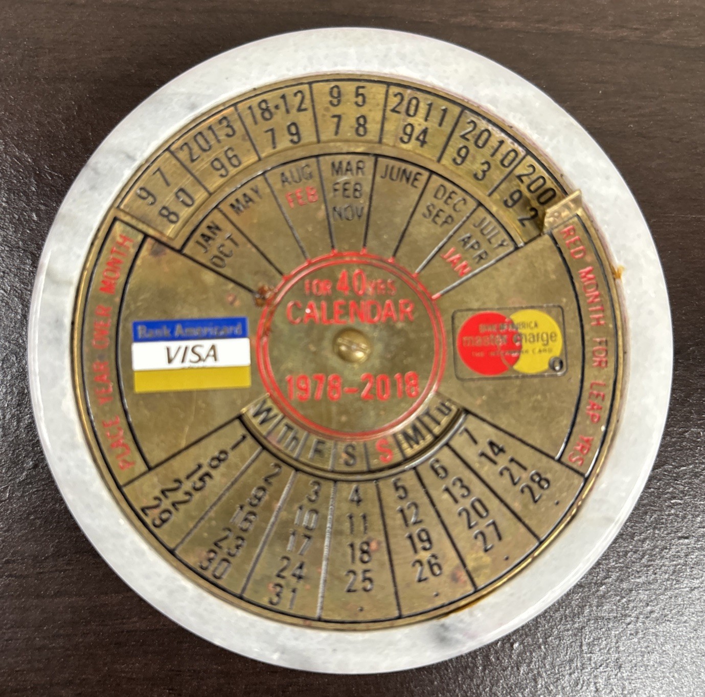 Vtg. 3″ For 40 Years Calendar 1978-2018 White Marble & Brass Office Desk Decor