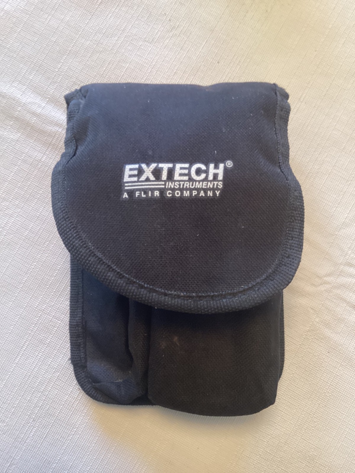 MO297 by Extech – Pinless Moisture Psychrometer
