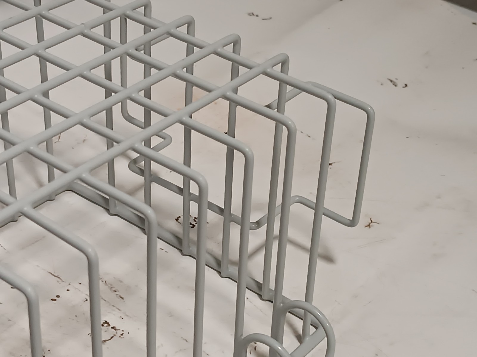 GCX RSL-0003-09 Roll Stand Utility Basket 12.75in W, 5.9in H, 7.5in D in box