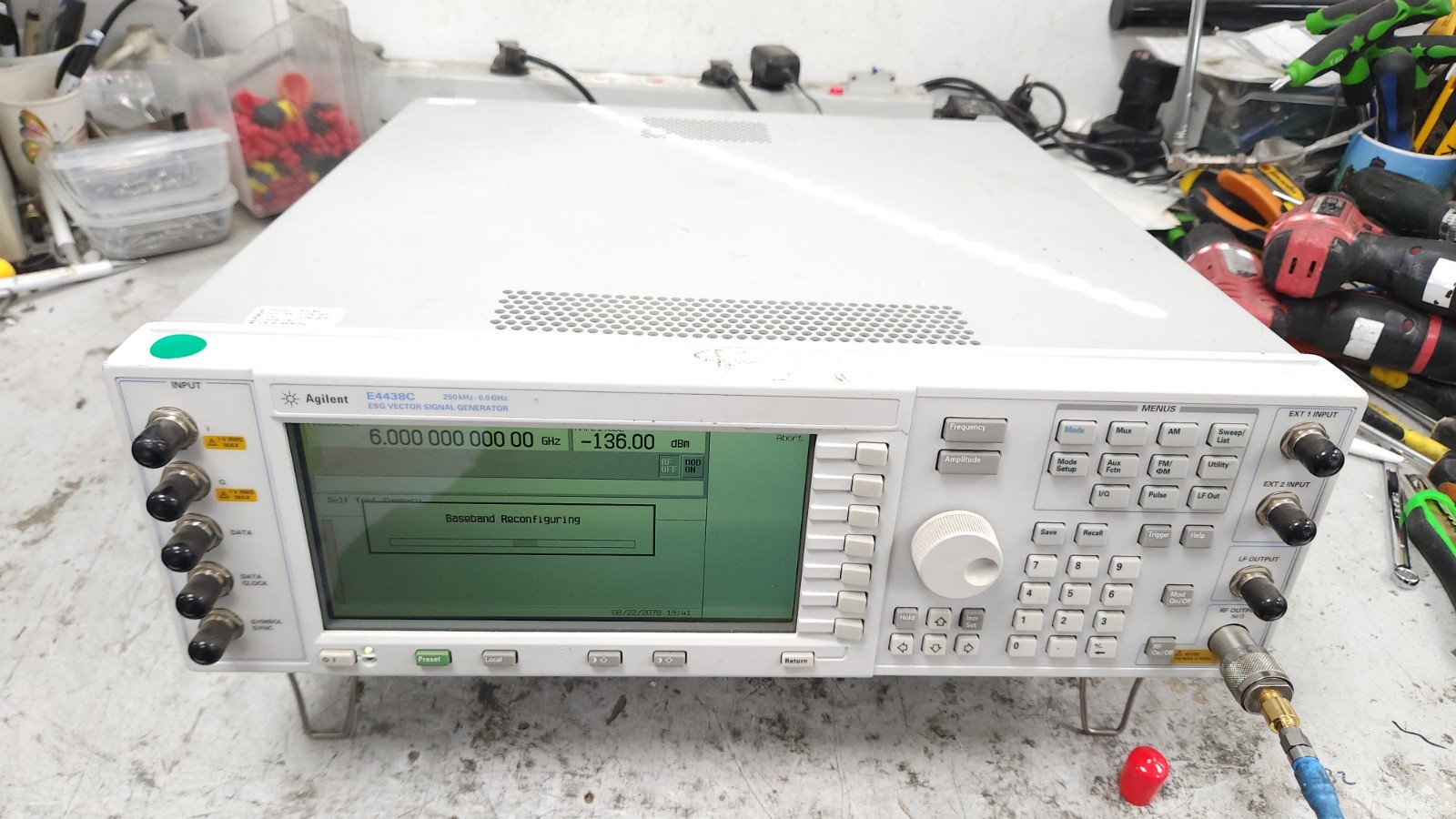 AGILENT E4438C Vector Signal Generator 250KHz – 6GHz opt 005 506 602 UNB UNJ