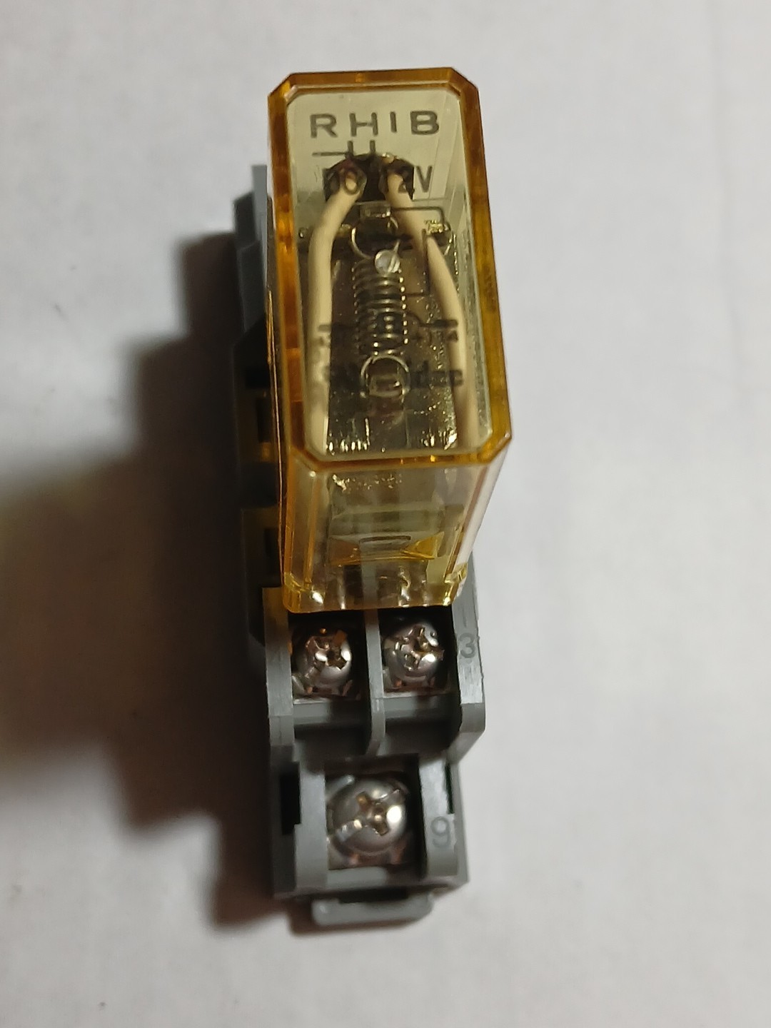 IDEC PLUG IN RELAY AND SOCKET WIRING BASE RH1B-U DC12V 12VDC 240V 240VAC 7A