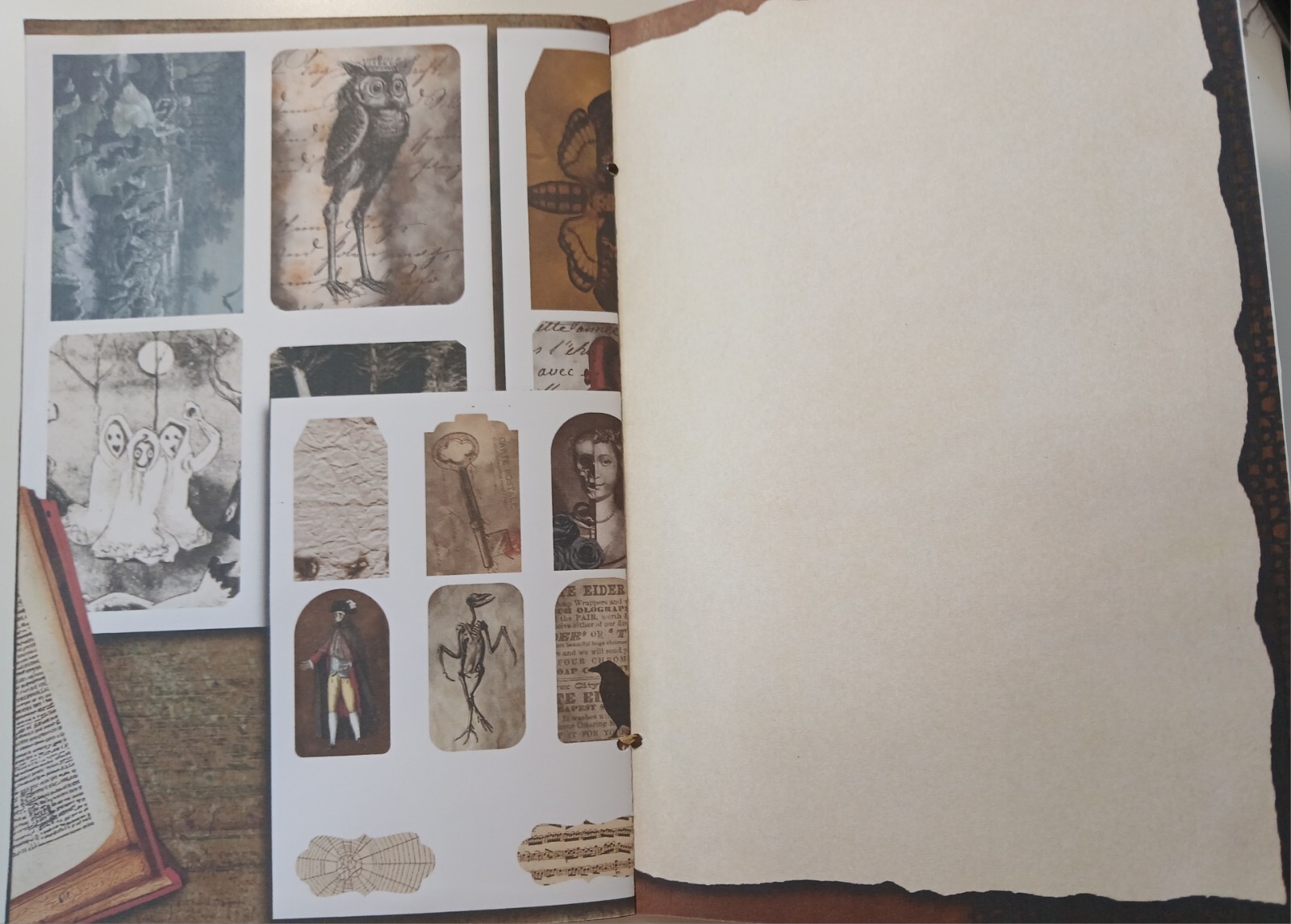 Junk Journal Booklet «AFTER DARK», CREEPY, HORROR, SCARY, 40pg, 30pc Halloween
