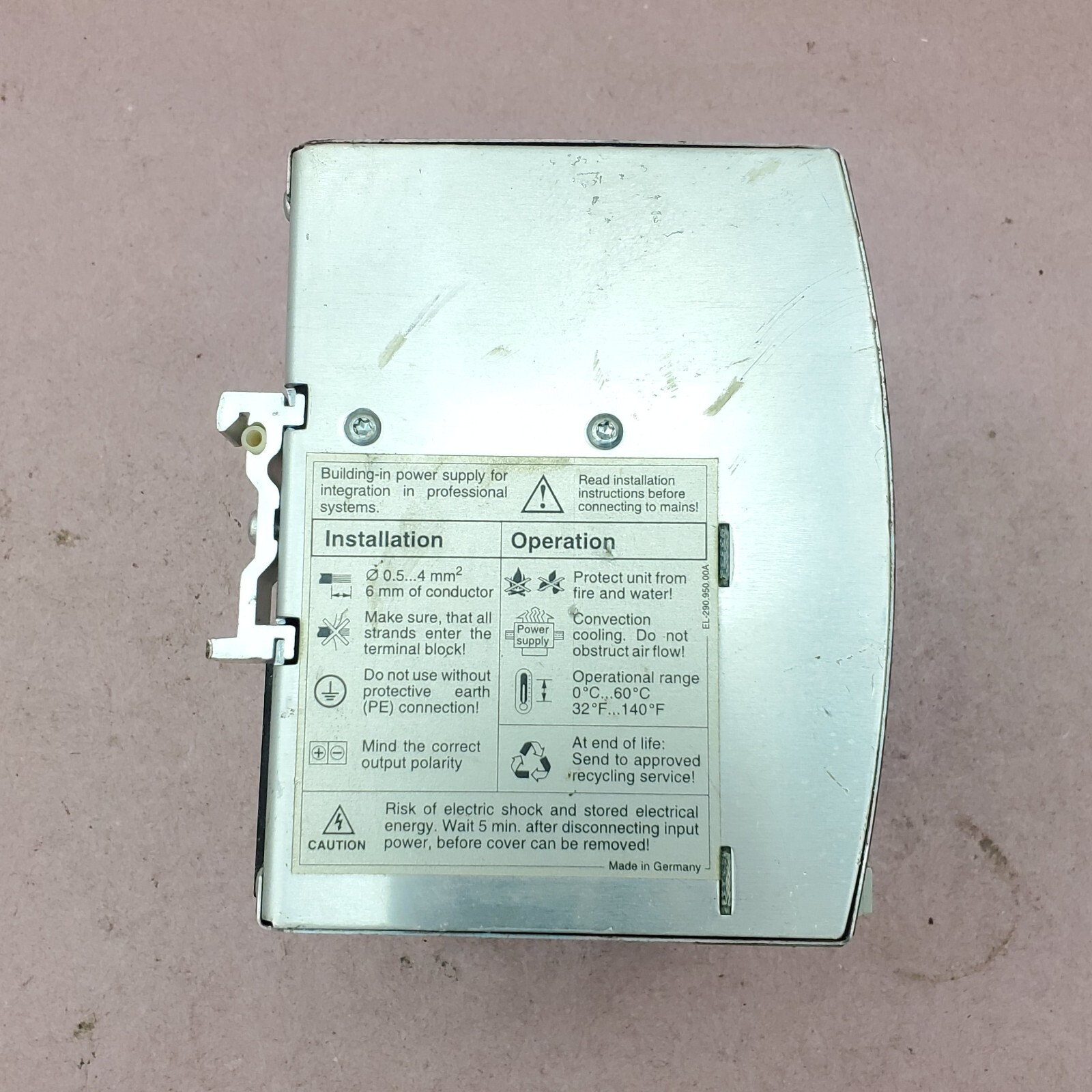 SOLA SDN 10-24-100 Power Supply 24VDC @ 10 Amps w/ 115/230 VAC Input – Perfect