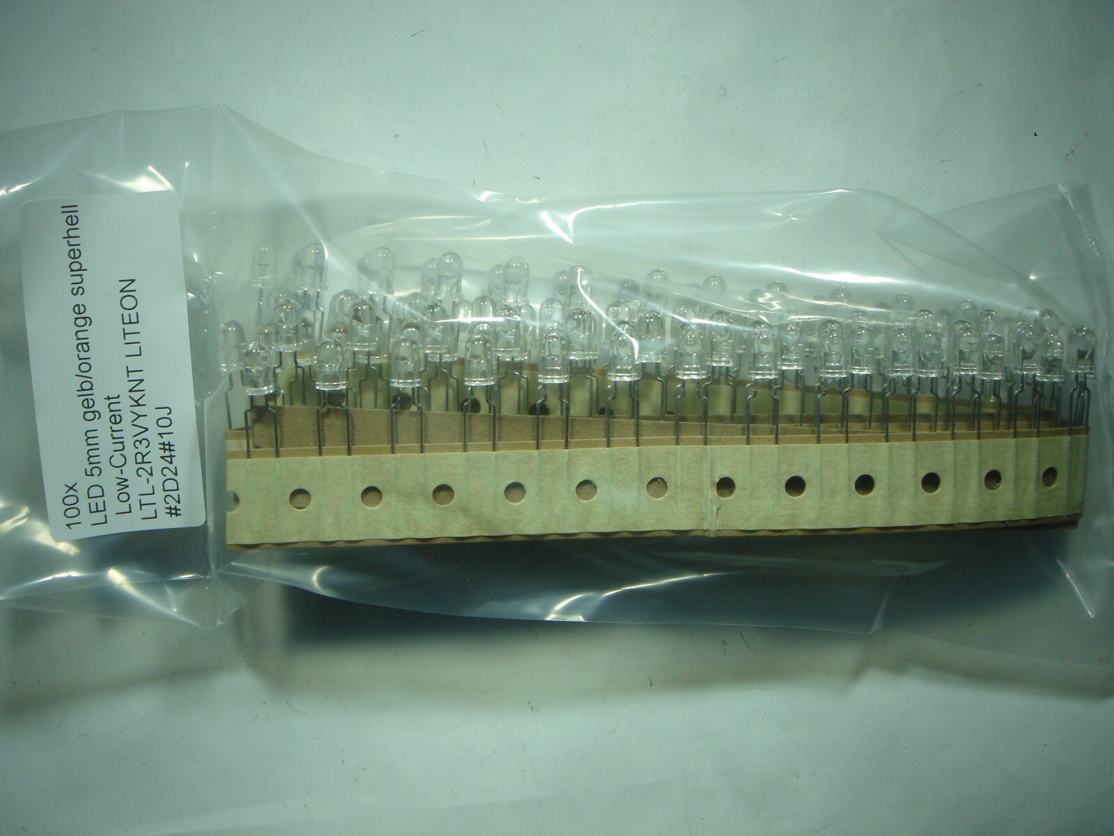 100x LED 5mm Yellow/Orange Super Bright Low Current LTL-2R3VYKNT LITEON #2D24#040c