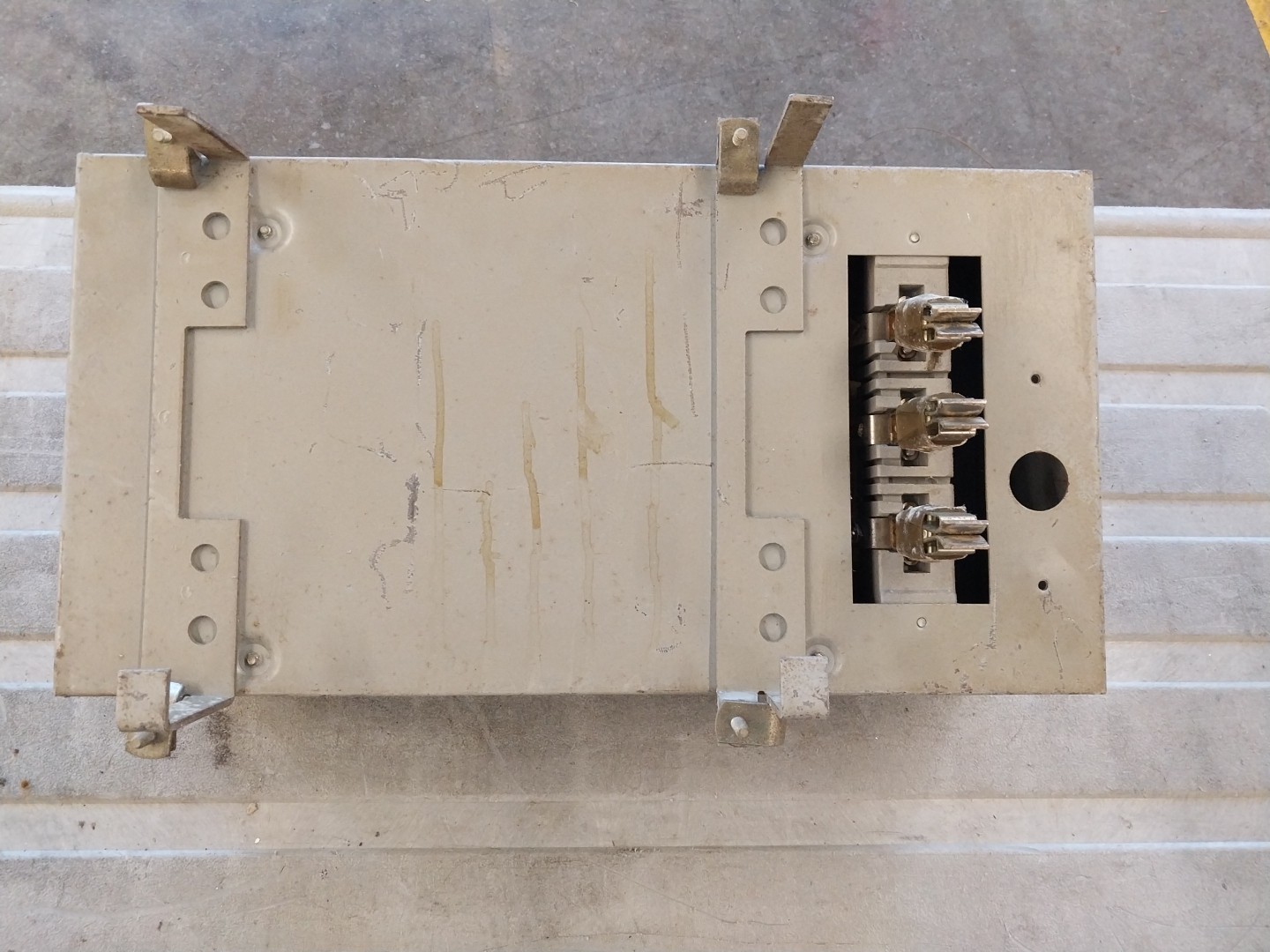 Federal Paciific Electric NO SP1132 100 Amps 240 Volts 3 Poles Fusible Switch