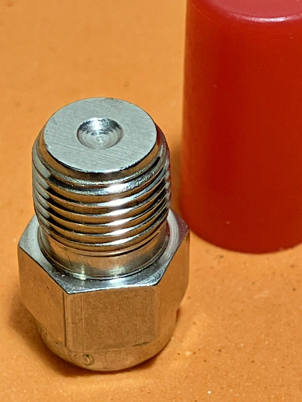 SS-2-P SWAGELOK / CAJON 1/8″ MNPT PIPE PLUG, SST