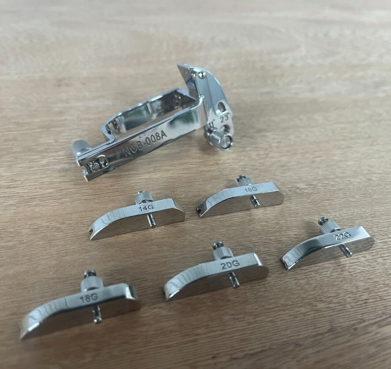 Mindray NGB-008 Needle-Guided Brackets / SS