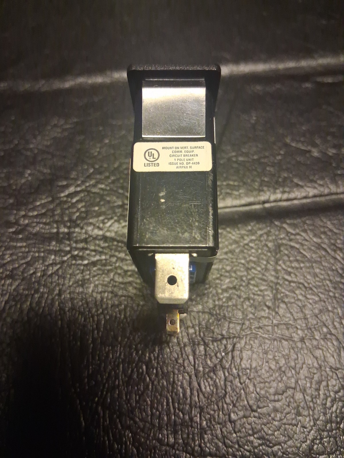 Airpax SNAPAK CR15-52-15.0A-R07CV-V Magnetic Rocker Circuit Breaker 15A 80V