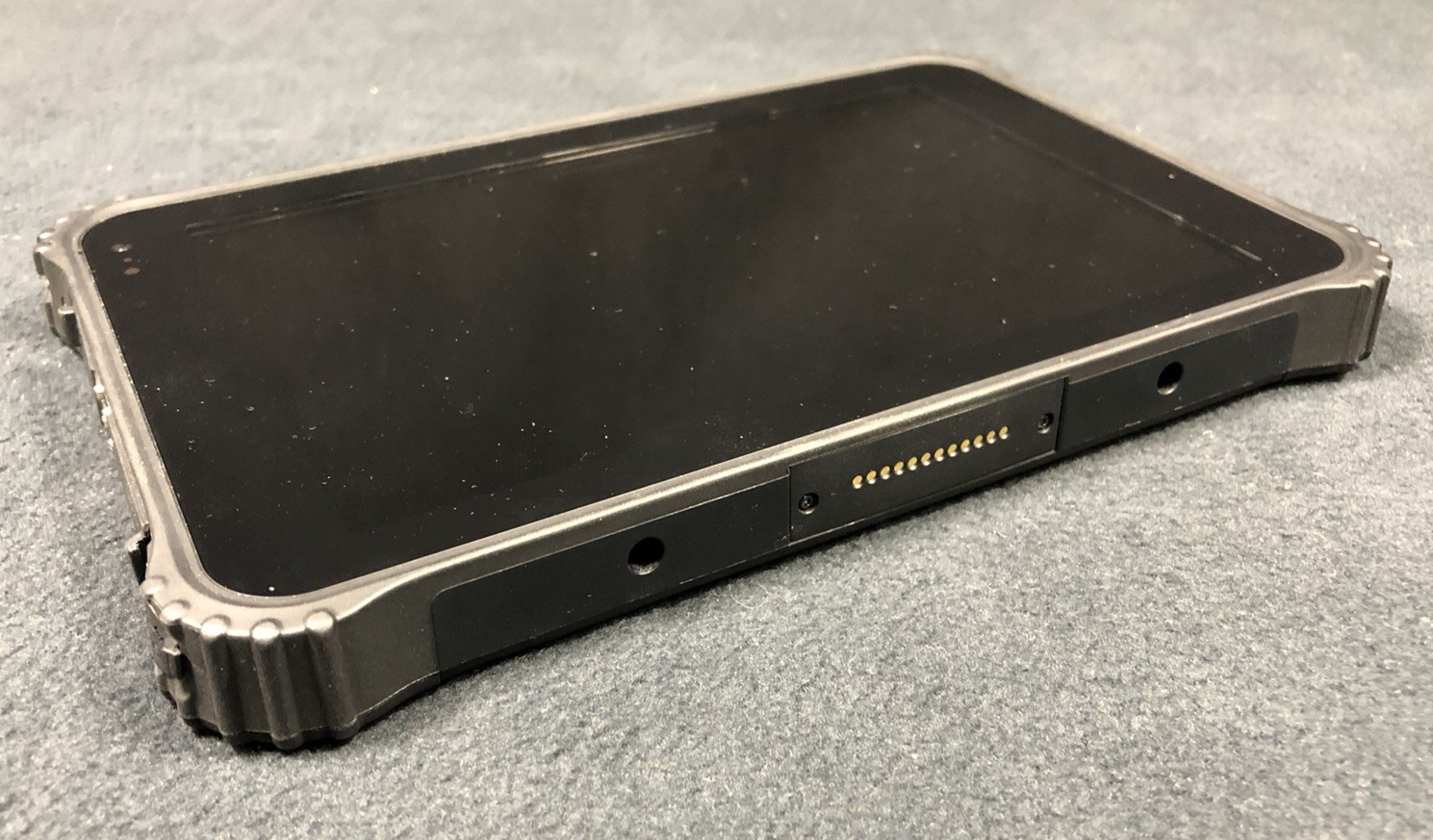 RUGGED TABLET Toughpad 2gb Windows 10 Wi-Fi Black Similar to ToughPad