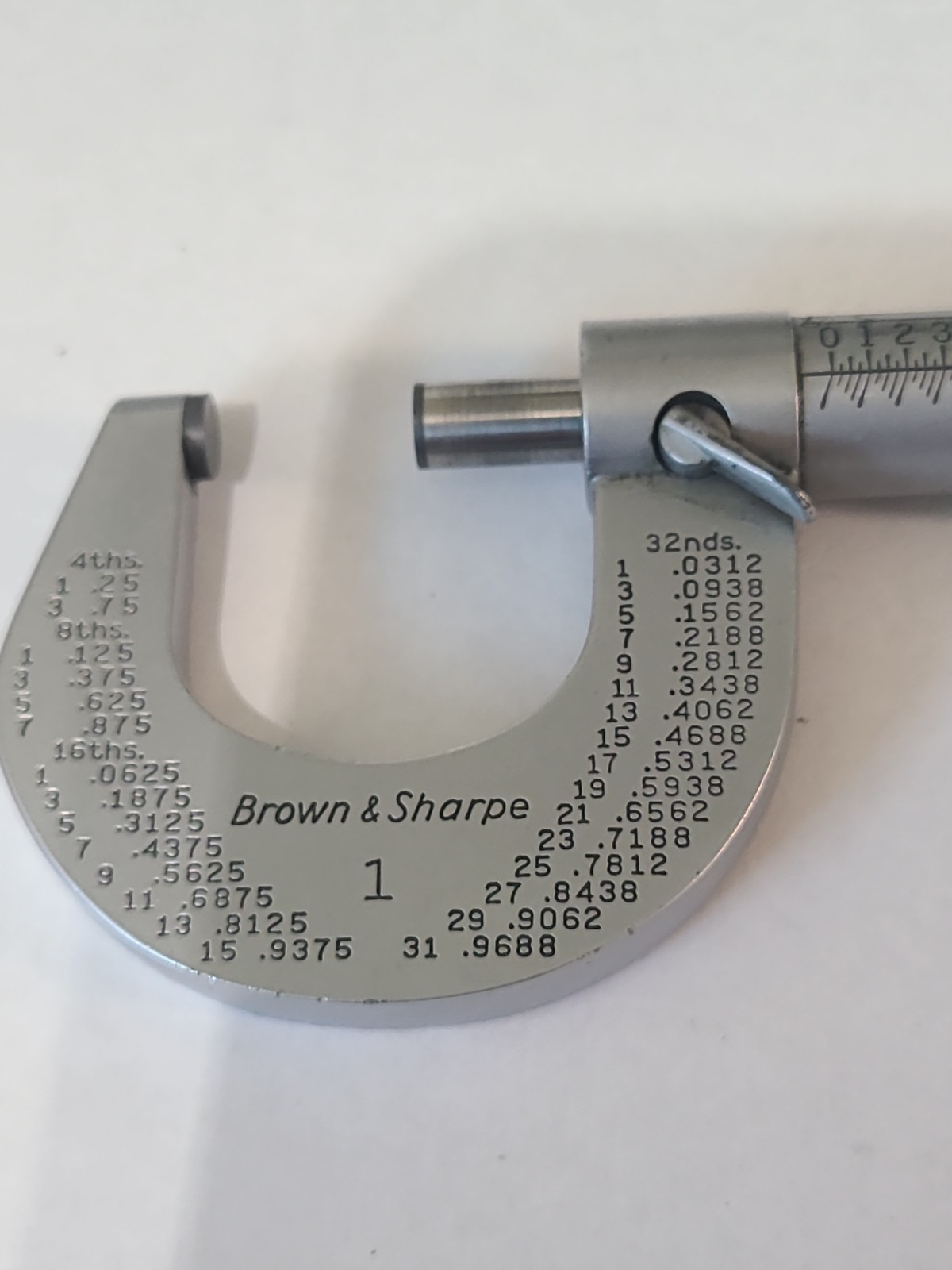 Vintage Brown and Sharpe No. 1 Outside Micrometer 0-1″