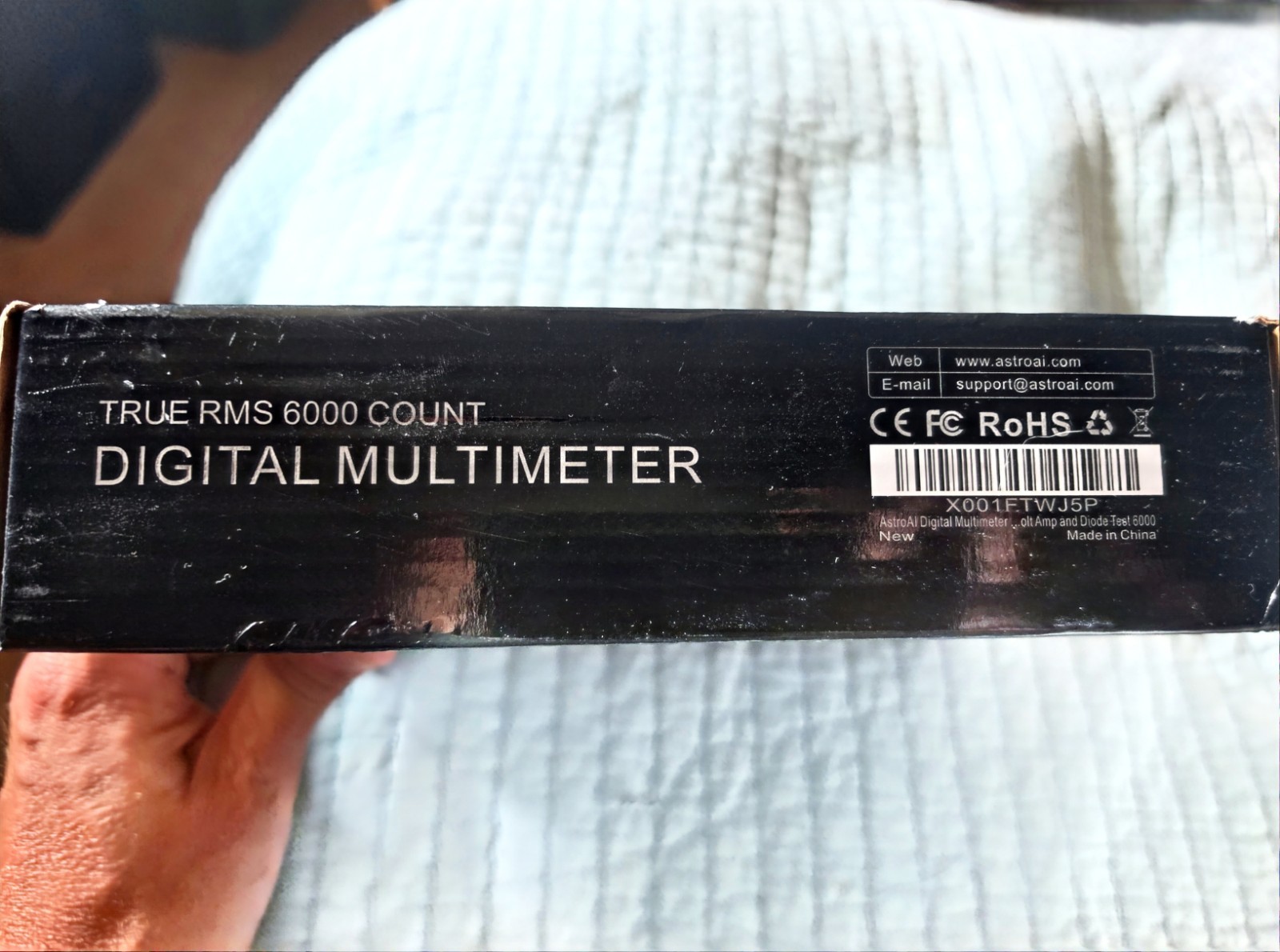 AstroAI DM6000AR True RMS 6000