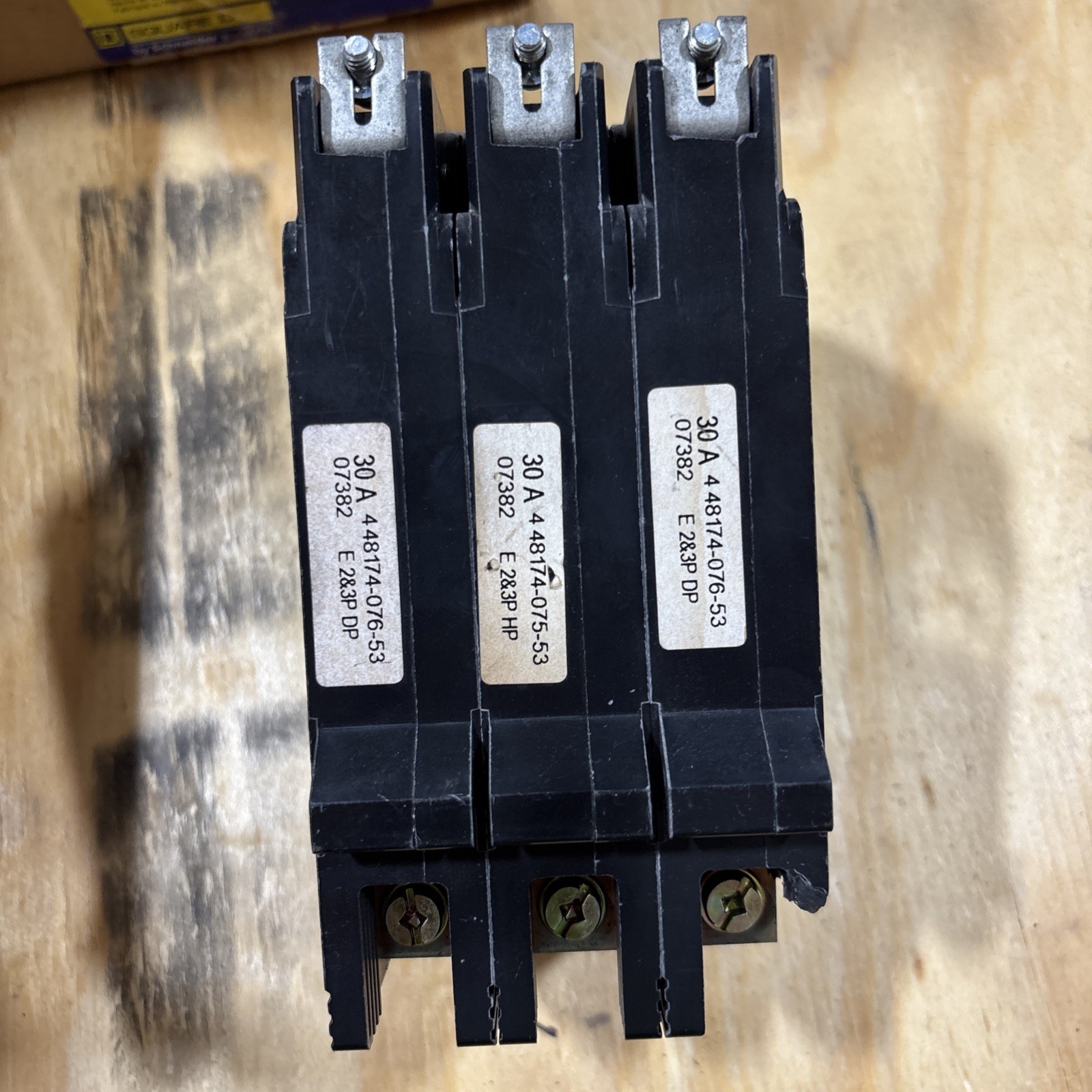 NEW NO BOX Square D EDB34030 30A 3P 480/277V 480/277V EDB34030