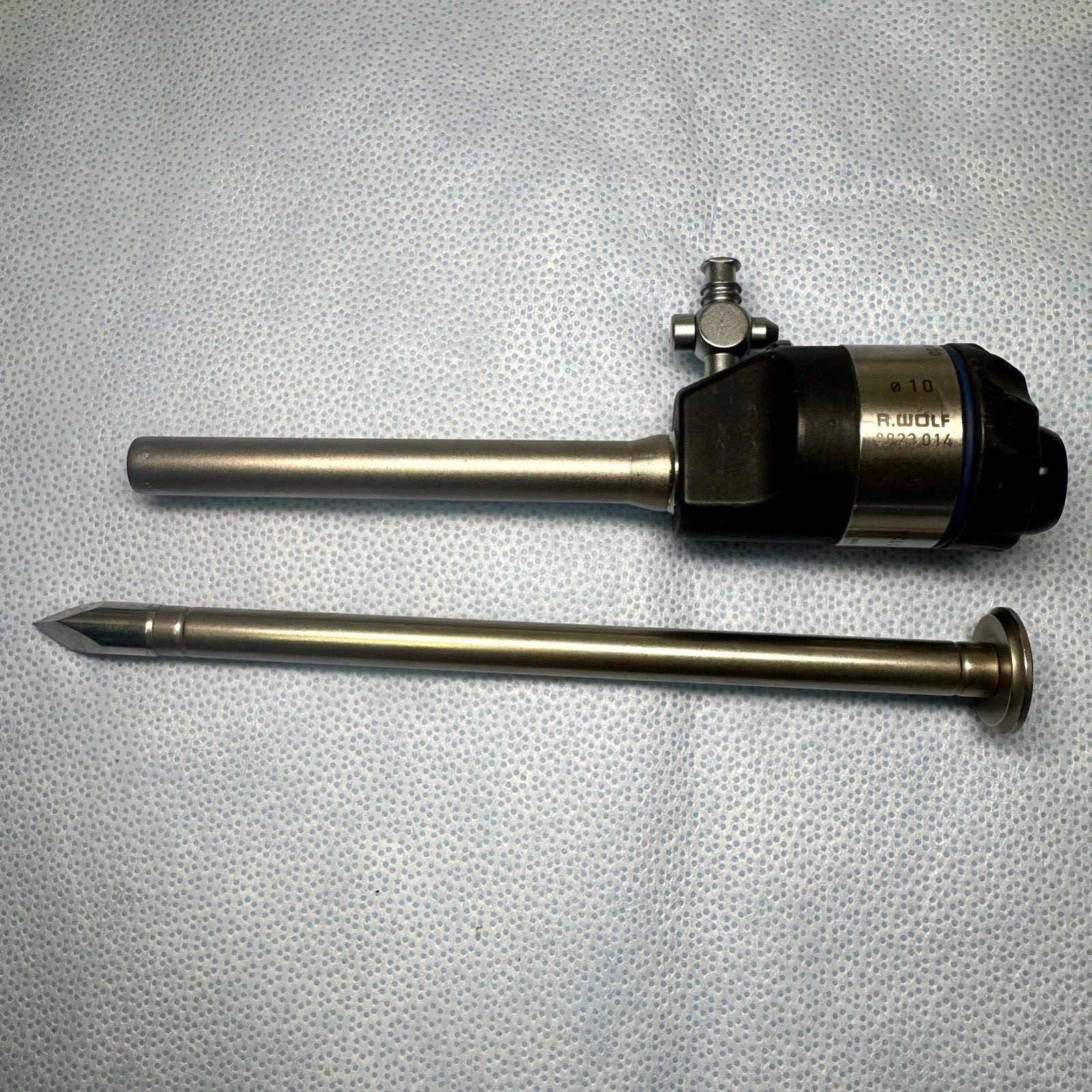 R. Wolf Surgical 8923.014 10mm Metal Cannula w/ 8923.123 Pyramidal Tip Trocar