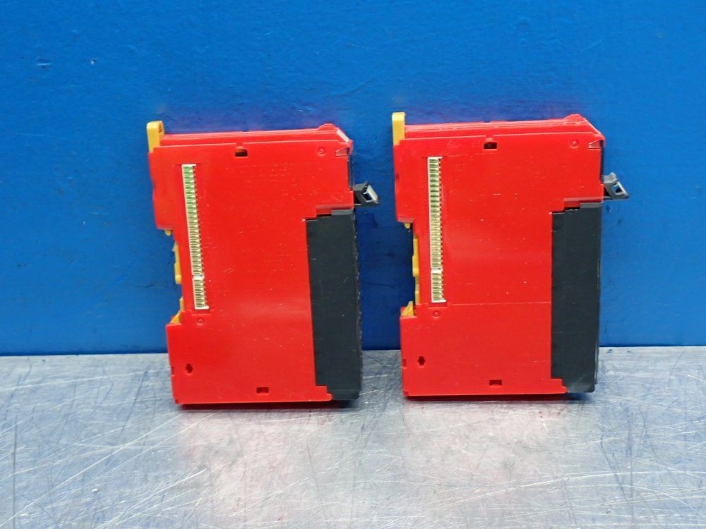 OMRON NX-SOD400 SAFETY CONTROL UNIT, 2PCS 12250980396