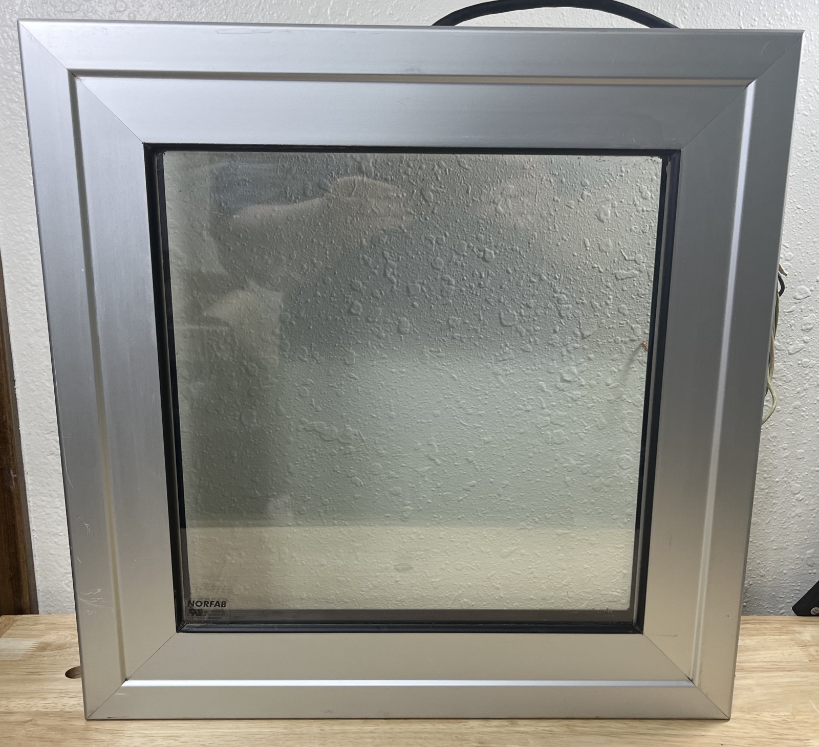 Walk-in Freezer Cooler – Norfab Vu-Port Insulated Window – 14″ x 14″ – 55082-4A
