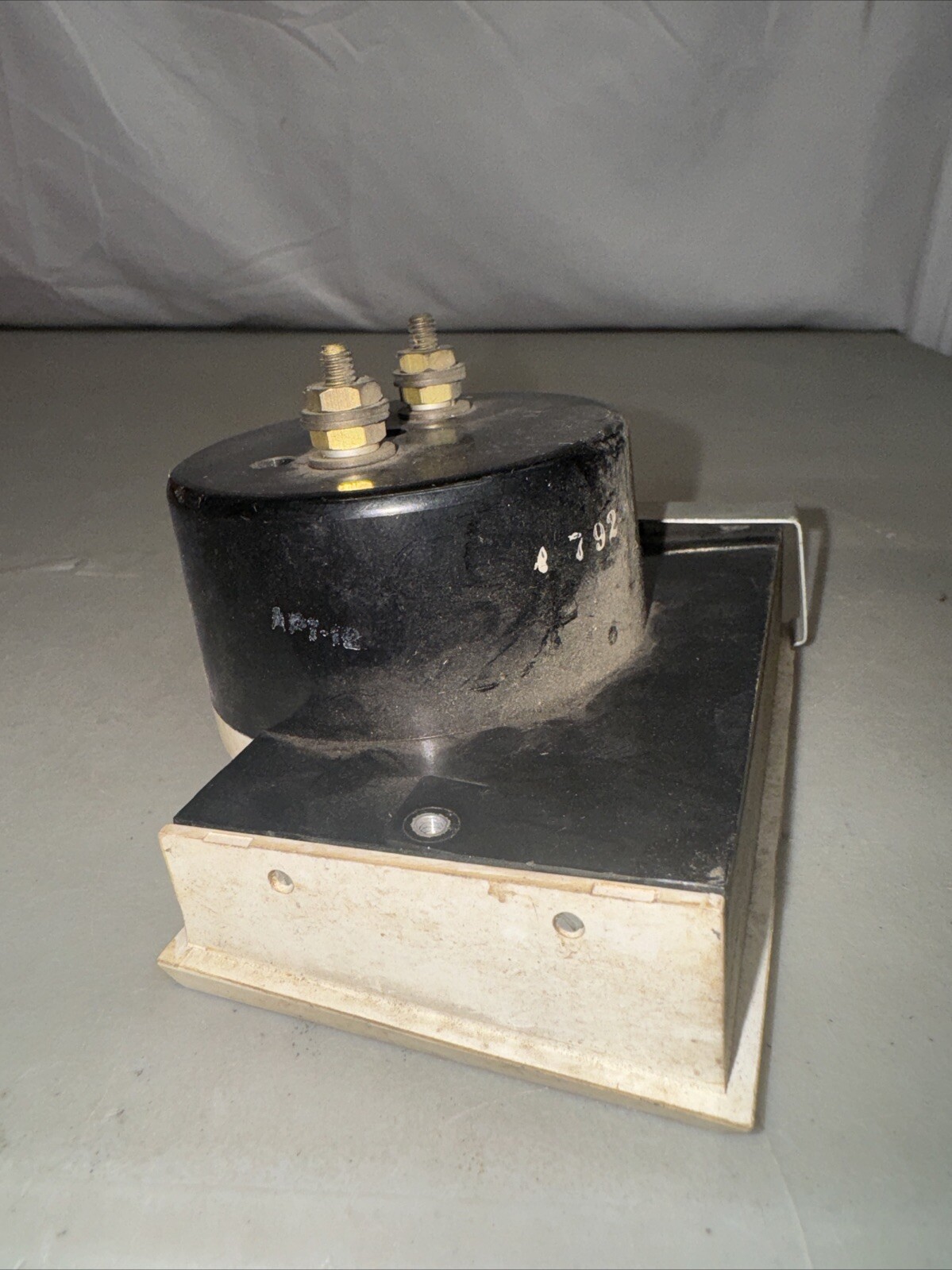 Assembly Products Inc. D.C. Amperes 0-2.0 Gauge Meter Vintage