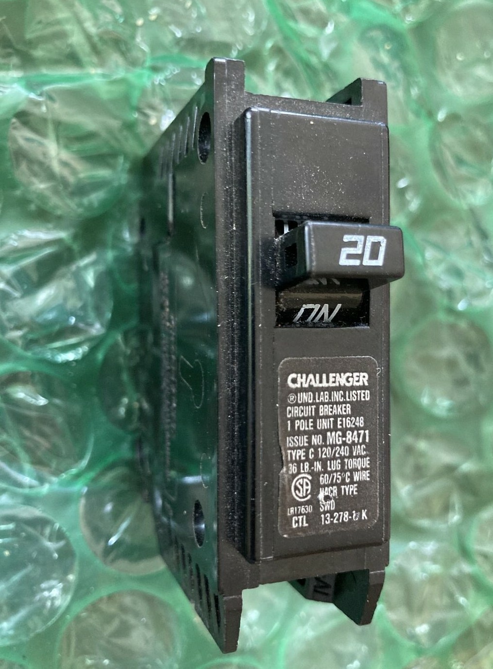Challenger Style E16248 C120 1 Pole Amp Circuit Breaker 120V +Free Shipping!