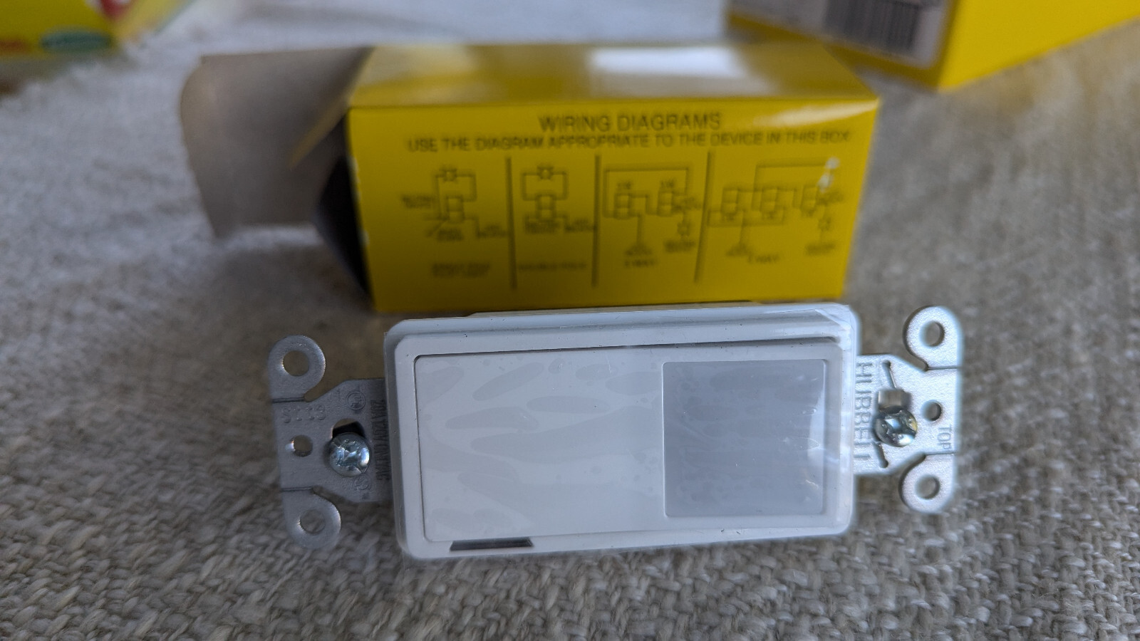 Commercial LED Illuminated Rocker – Hubbell Ds120nlwh Nightlight Switch – White