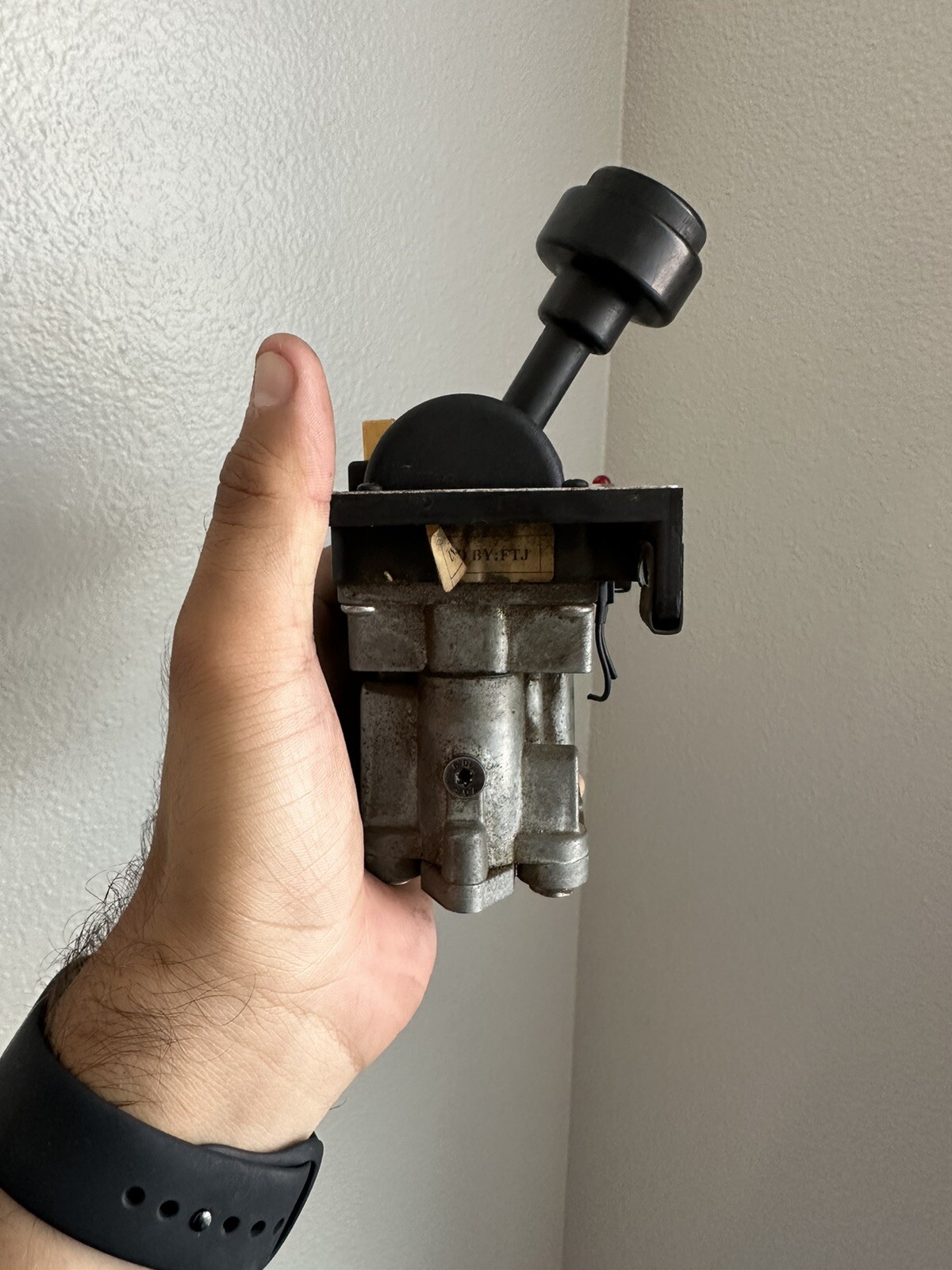 PTO CONTROL VALVE (OFF, ON, RAISE, LOWER) PERMCO P-AV-295 PTODUMP CONTROL SWITCH