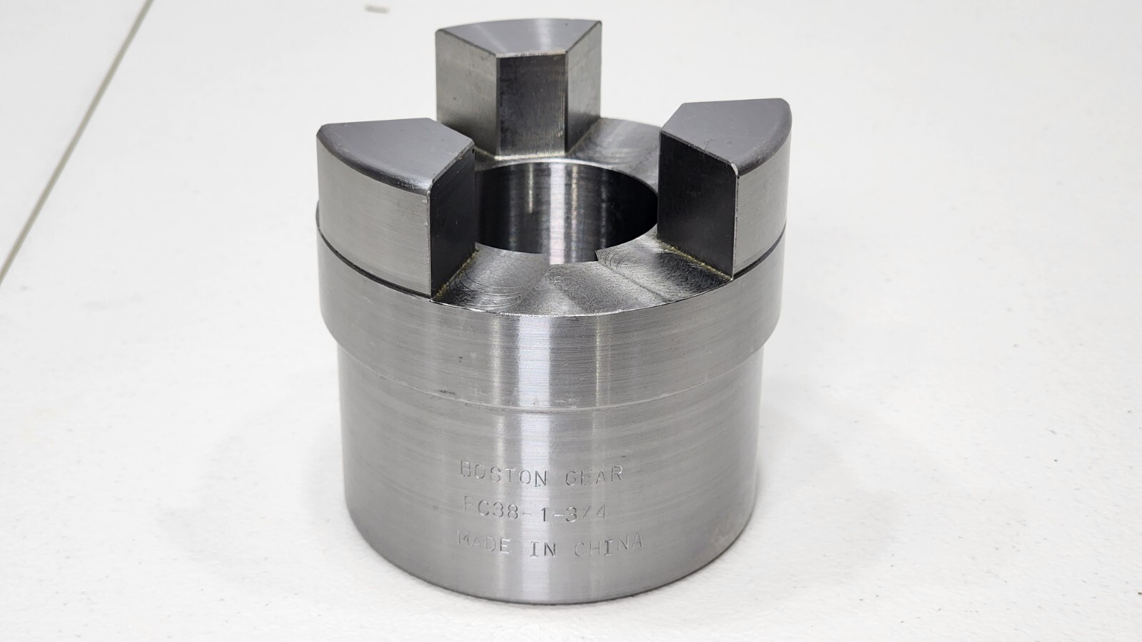 Boston Gear FC38 1-3/4in Shaft Coupler Body 1.750in Bore – 2-5/8 Thru Bore