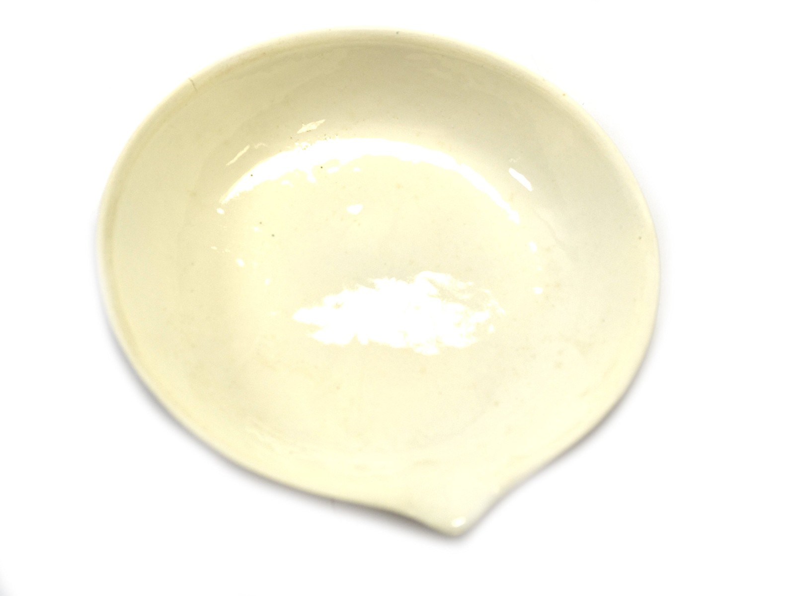 Eisco Labs Evaporating Basin – Porcelain – Flat Form with Spout – 200ml