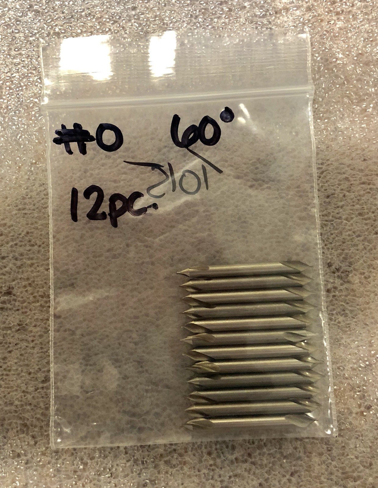 LOT OF CENTER DRILL BITS 20 #2 90 DEGREE, 15 #0 600 DEGREE, 7 #2 60 DEGREE